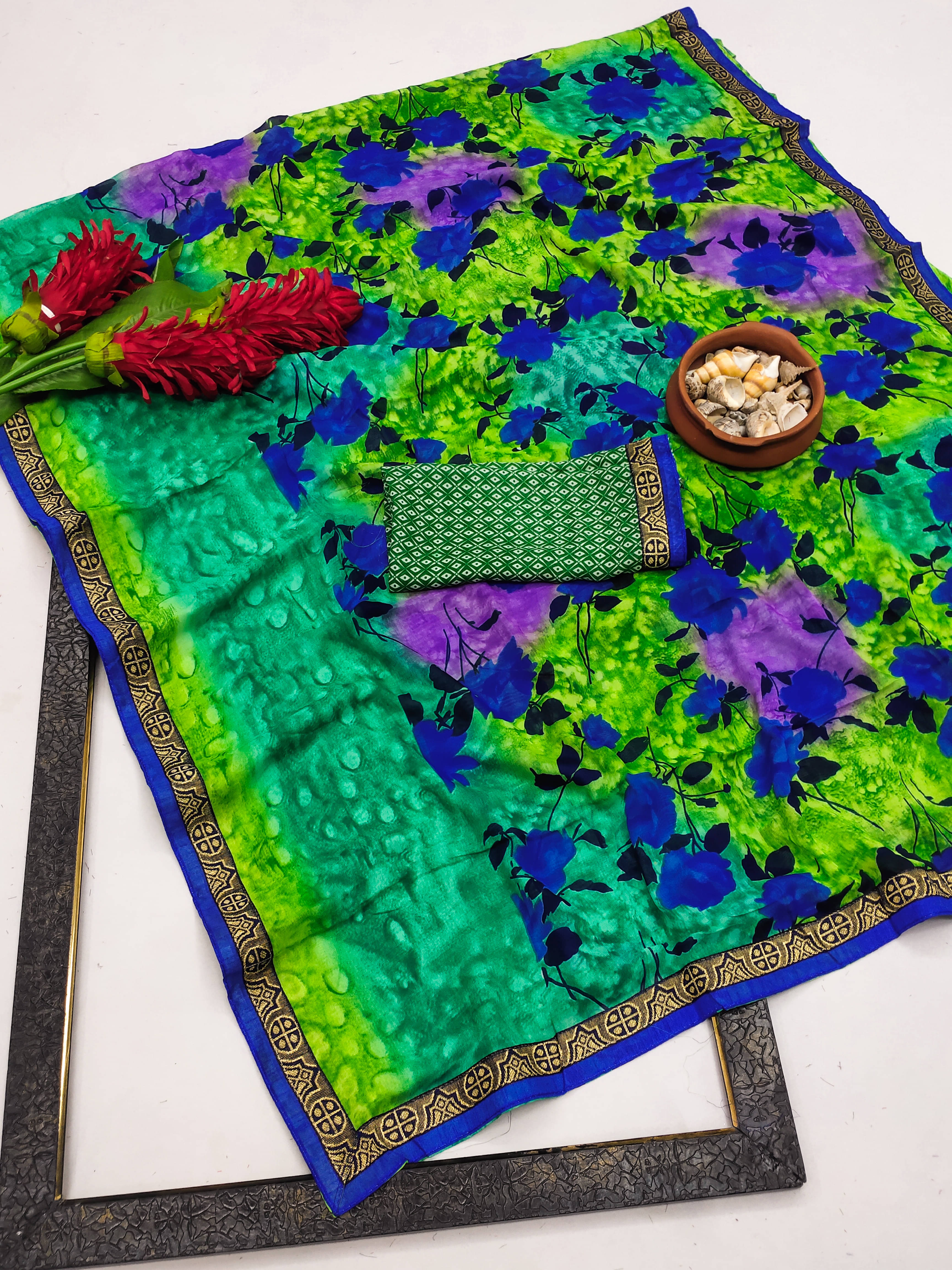 Kanooda Prints Georgette Printed Saree With Unstitched Blouse Piece ( Green ) Kanooda Prints Georgette Printed Saree With Unstitched Blouse Piece ( Green )
