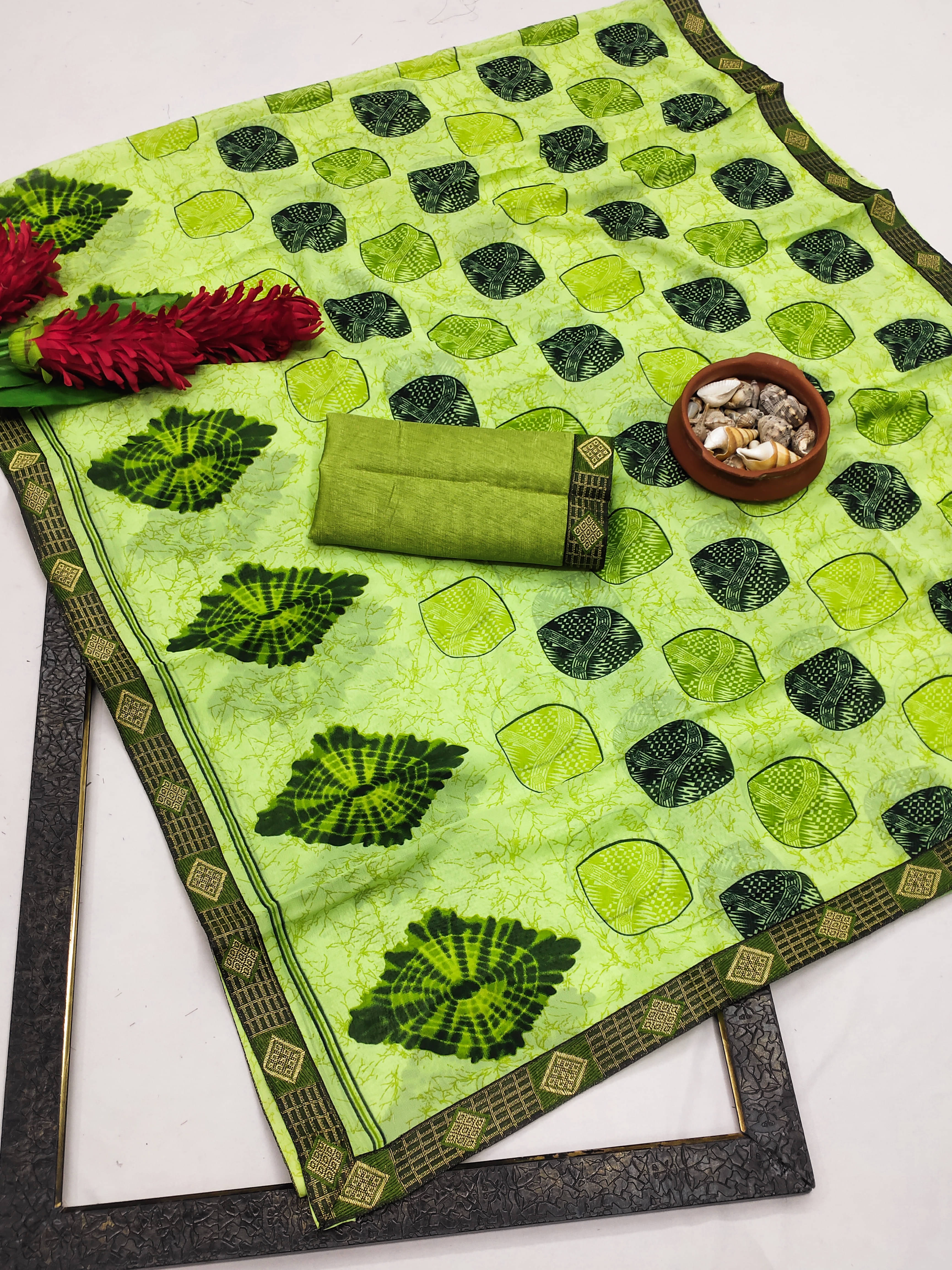 Kanooda Prints Georgette Printed Saree With Unstitched Blouse Piece ( Green )     			Kanooda Prints Georgette Printed Saree With Unstitched Blouse Piece ( Green )