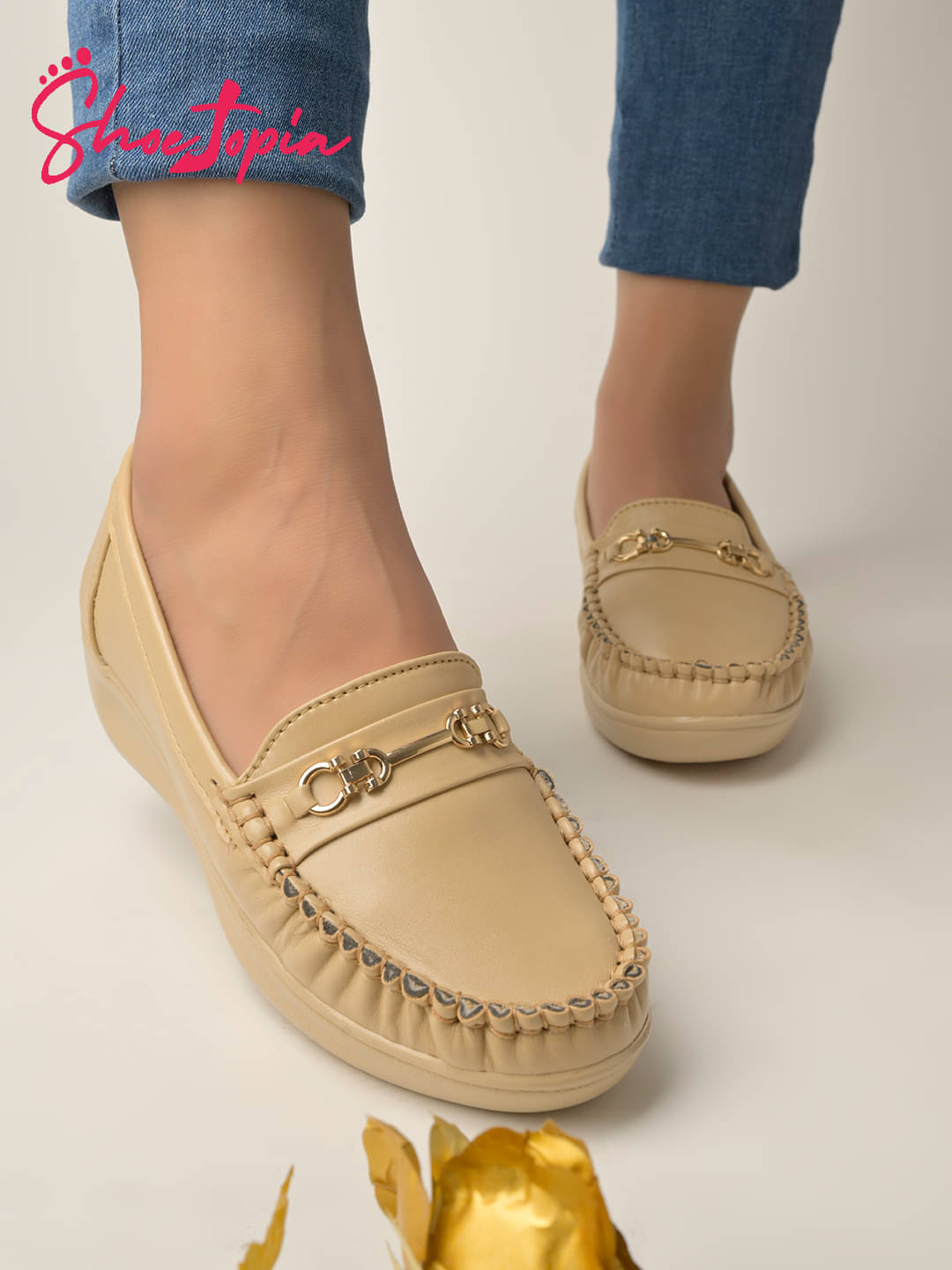     			Shoetopia Beige Women's Loafers