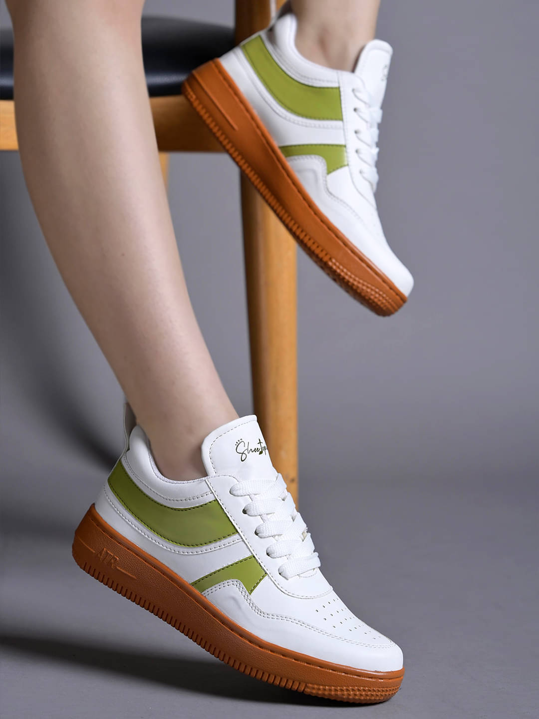     			Shoetopia White Women's Sneakers