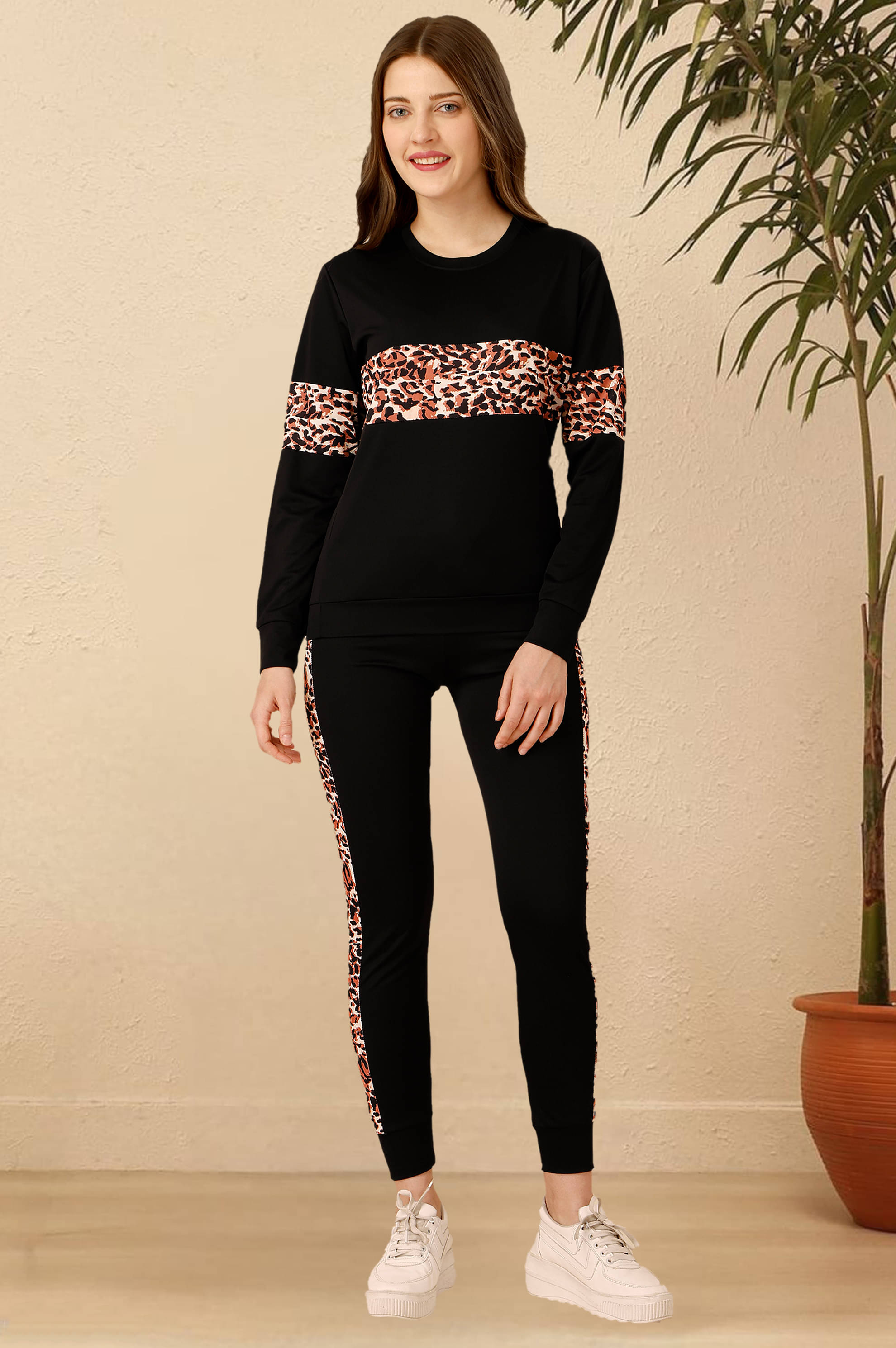    			DTR FASHION Black Cotton Blend Striped Tracksuit - Pack of 1