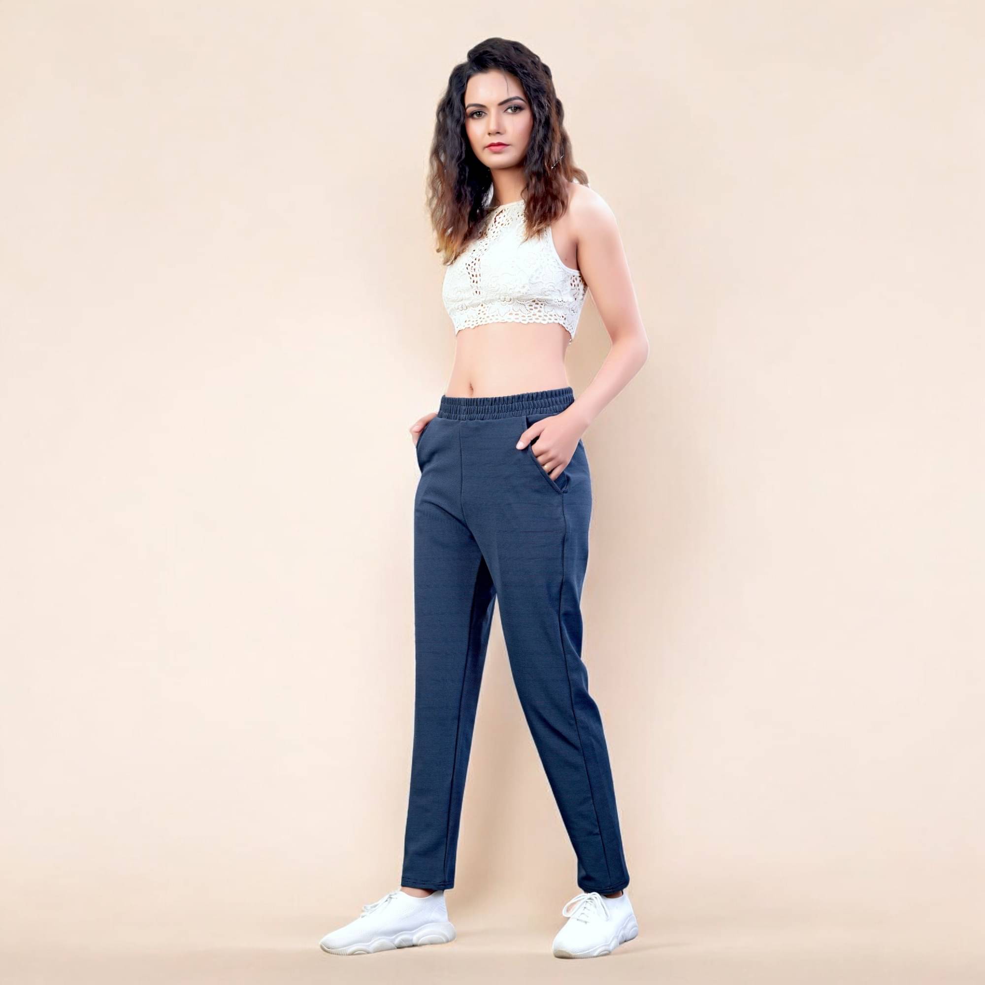     			Leewan Navy Cotton Blend Women's Running Trackpants ( Pack of 1 )