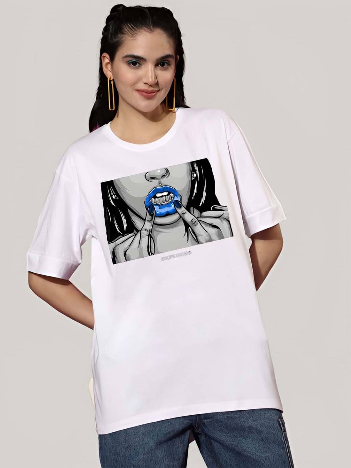     			Kaido Women Cotton Self Design Oversized Fit Round Neck T-Shirt ( White )