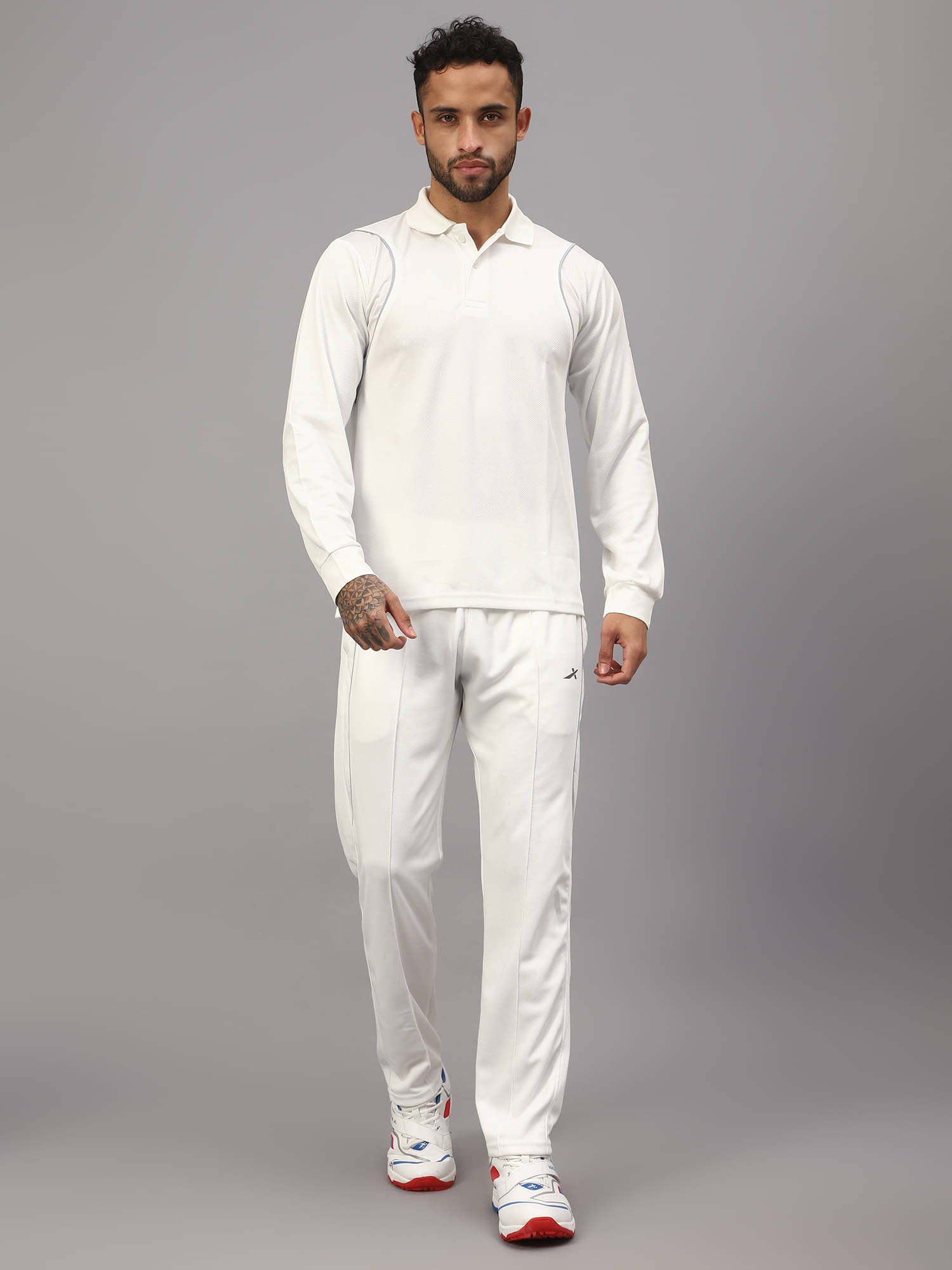     			Vector X Off-White Polyester Regular Fit Self Design Men's Sports Tracksuit ( Pack of 1 )