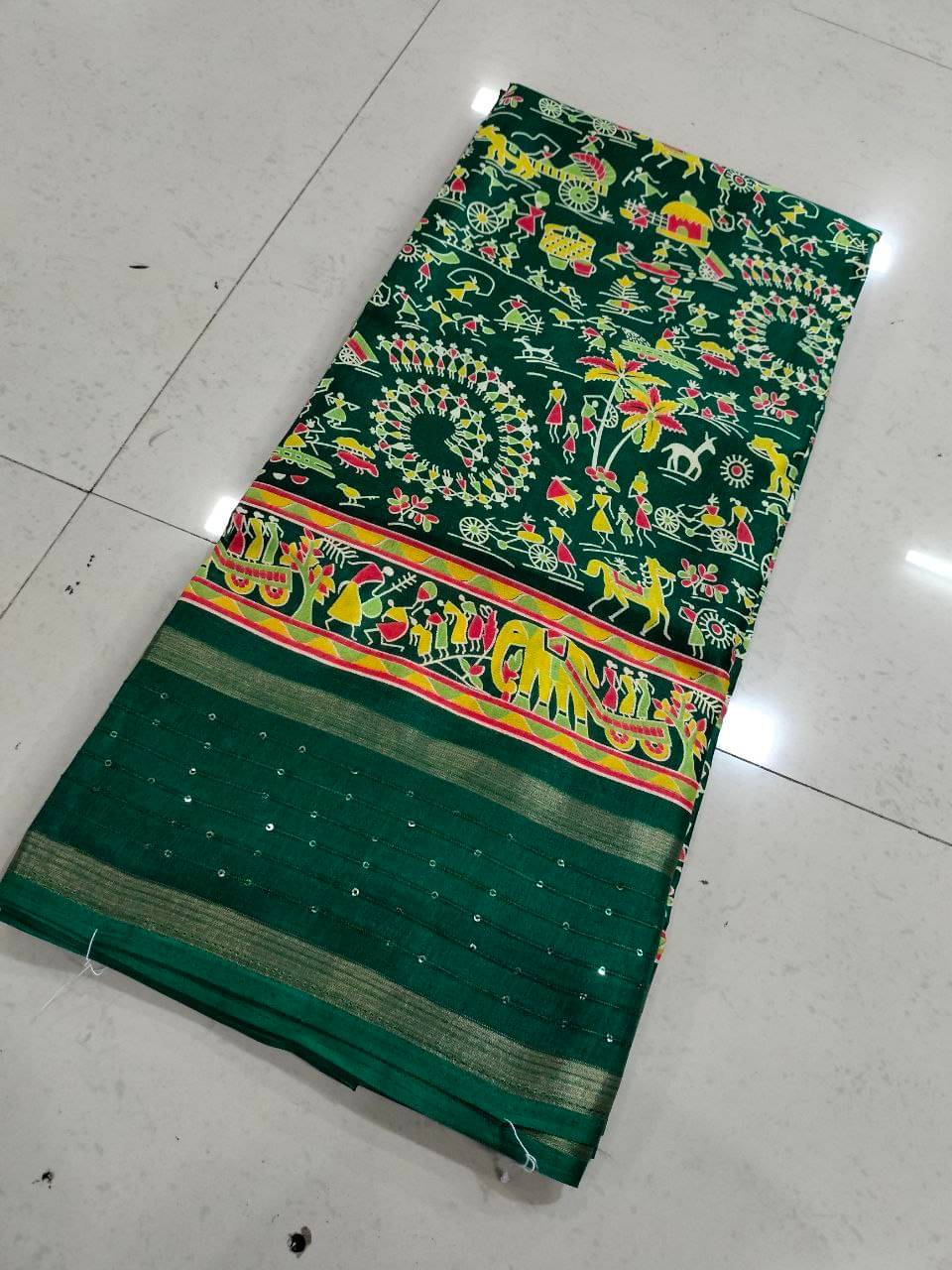 Arkia Silk Embellished Saree With Unstitched Blouse Piece ( Green ) Arkia Silk Embellished Saree With Unstitched Blouse Piece ( Green )