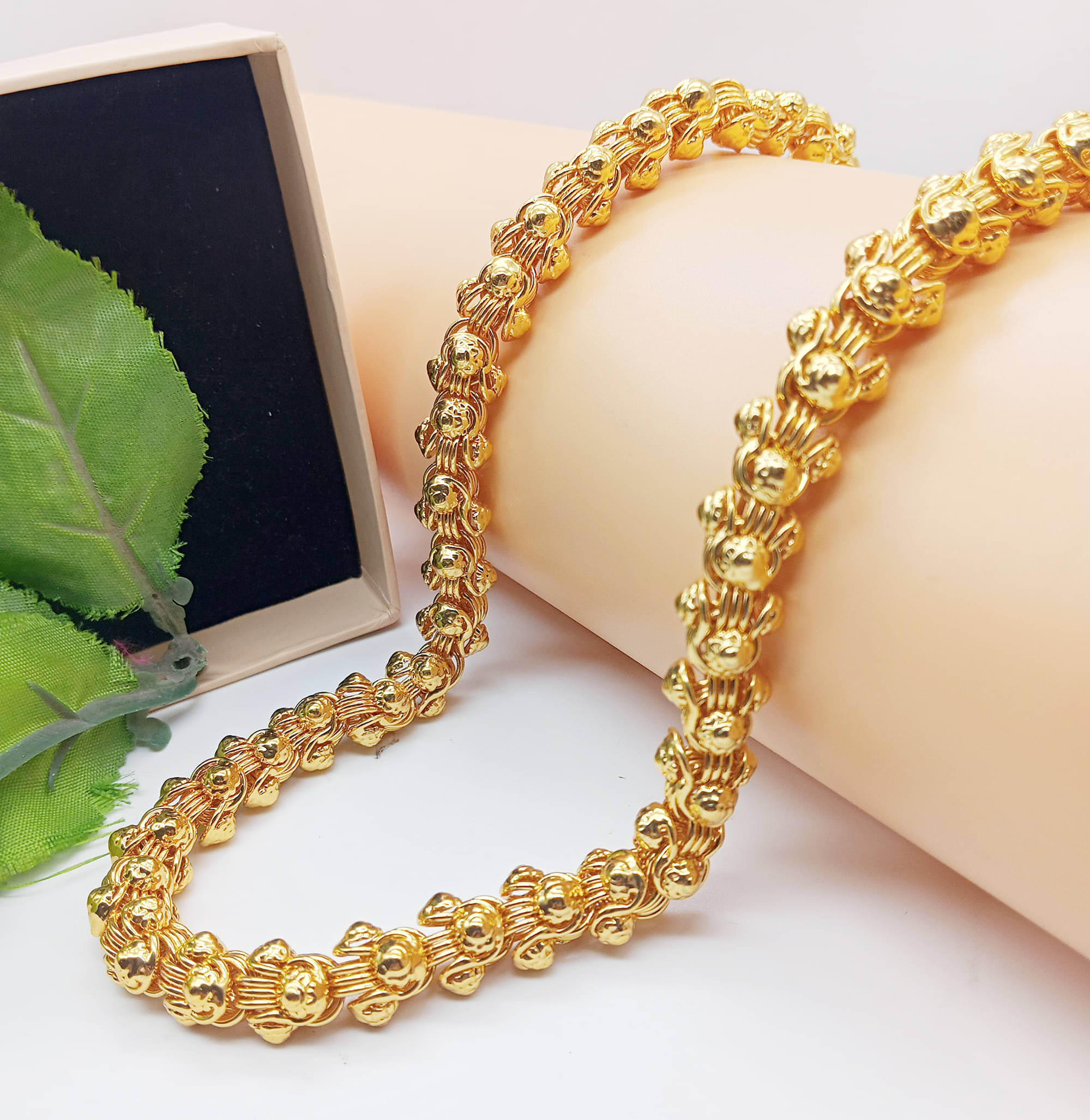 JIPPA Gold Plated Chain ( Set of 1 ) JIPPA Gold Plated Chain ( Set of 1 )