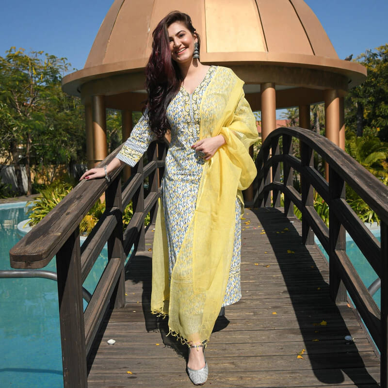     			Royal Export Cotton Printed Kurti With Pants Women's Stitched Salwar Suit - Yellow ( Pack of 1 )