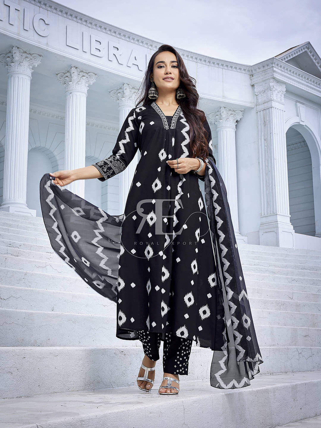 Royal Export Viscose Printed Kurti With Pants Women's Stitched Salwar Suit - Black ( Pack of 1 ) Royal Export Viscose Printed Kurti With Pants Women's Stitched Salwar Suit - Black ( Pack of 1 )
