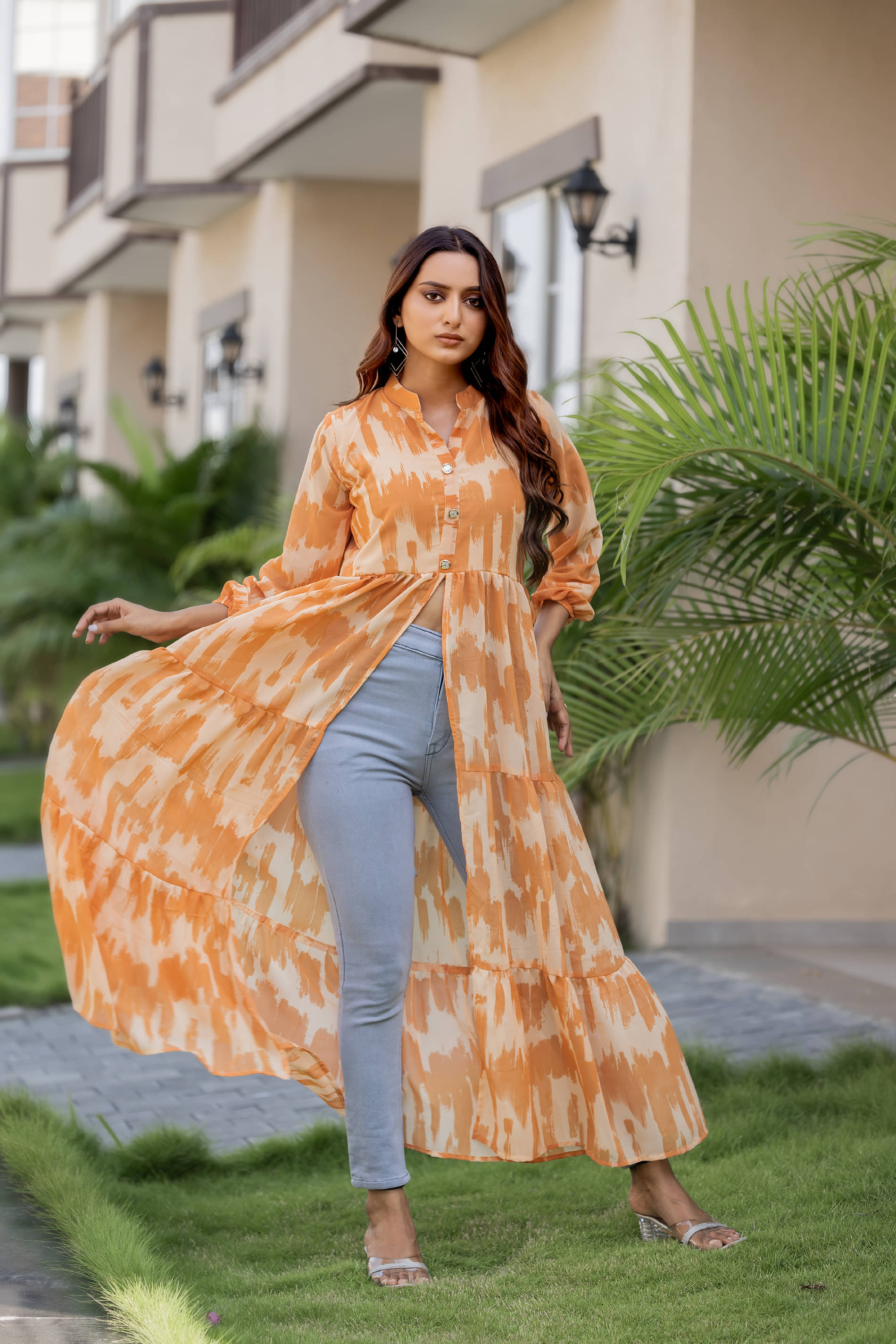    			SARINKU Pack of 1 Georgette Dyed Front Slit Women's Kurti - ( Beige )