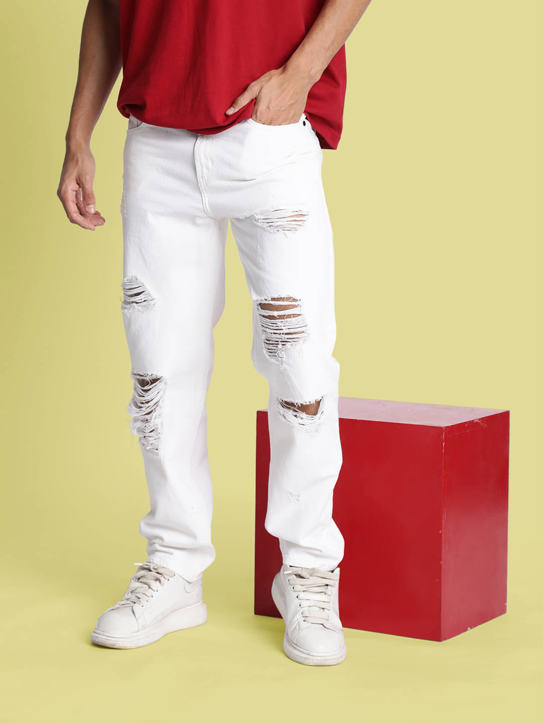 Bene Kleed Relaxed Distressed Men's Jeans - White ( Pack of 1 ) Bene Kleed Relaxed Distressed Men's Jeans - White ( Pack of 1 )