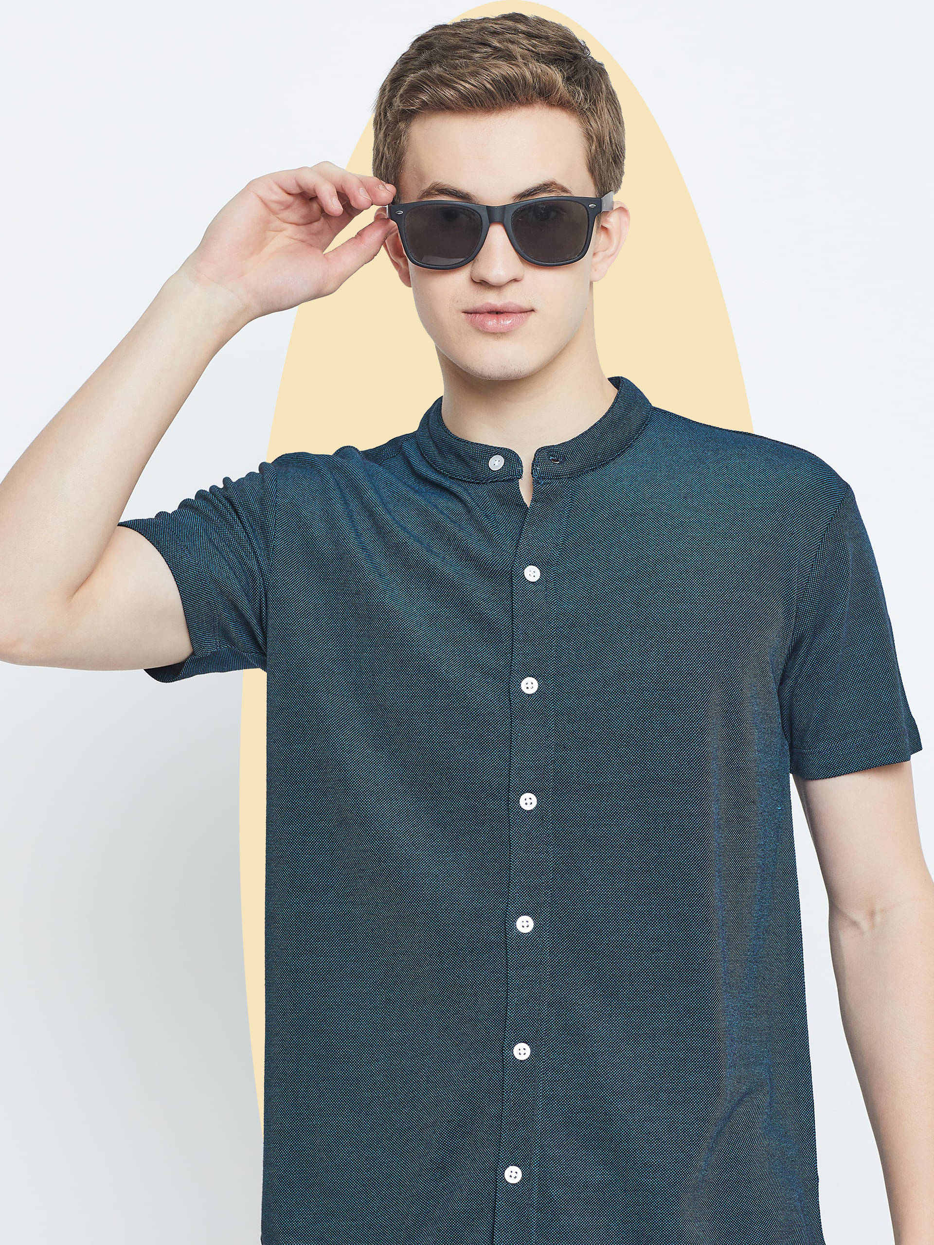     			GET GOLF Cotton Blend Regular Fit Solids Half Sleeves Men's Casual Shirt - Navy Blue ( Pack of 1 )