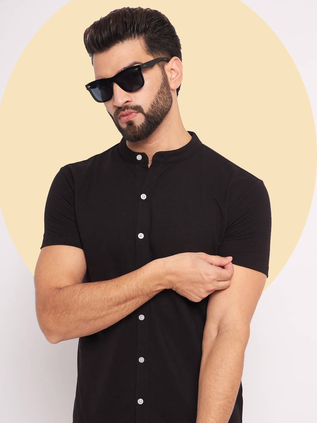     			GET GOLF Cotton Blend Regular Fit Solids Half Sleeves Men's Casual Shirt - Black ( Pack of 1 )