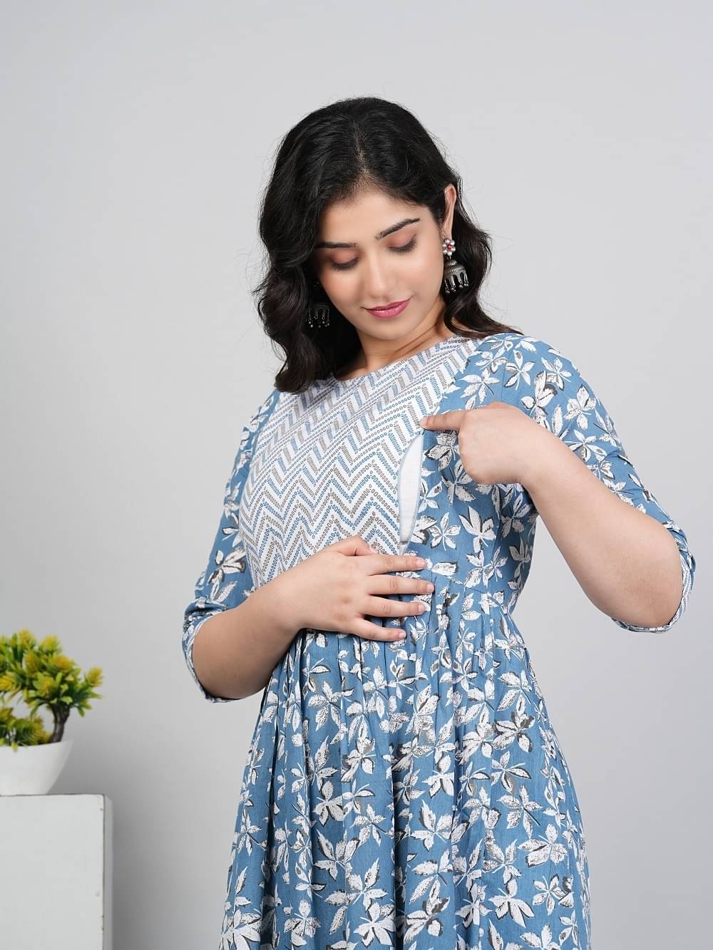 Hetsa Light Blue Cotton Maternity Kurta Hetsa Light Blue Cotton Maternity Kurta