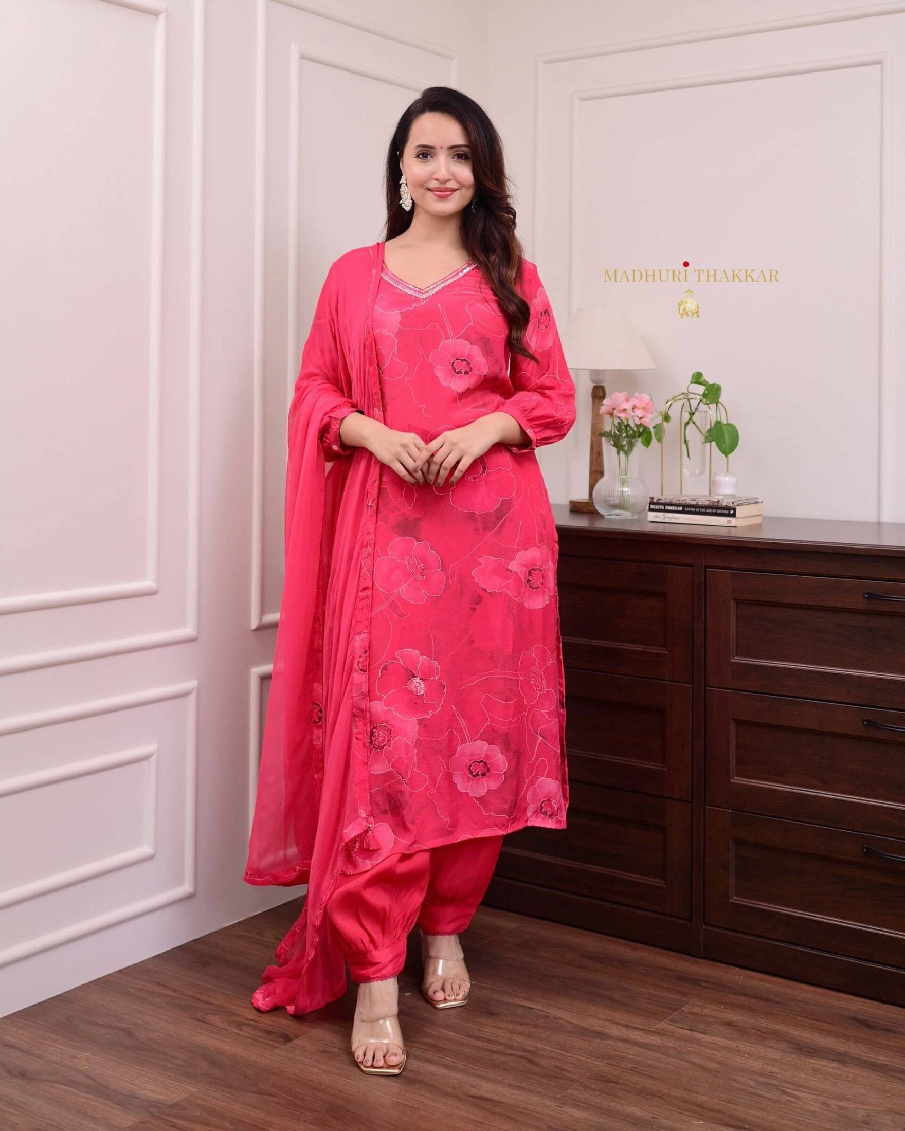 piludi Viscose Embroidered Kurti With Pants Women's Stitched Salwar Suit - Pink ( Pack of 1 ) piludi Viscose Embroidered Kurti With Pants Women's Stitched Salwar Suit - Pink ( Pack of 1 )
