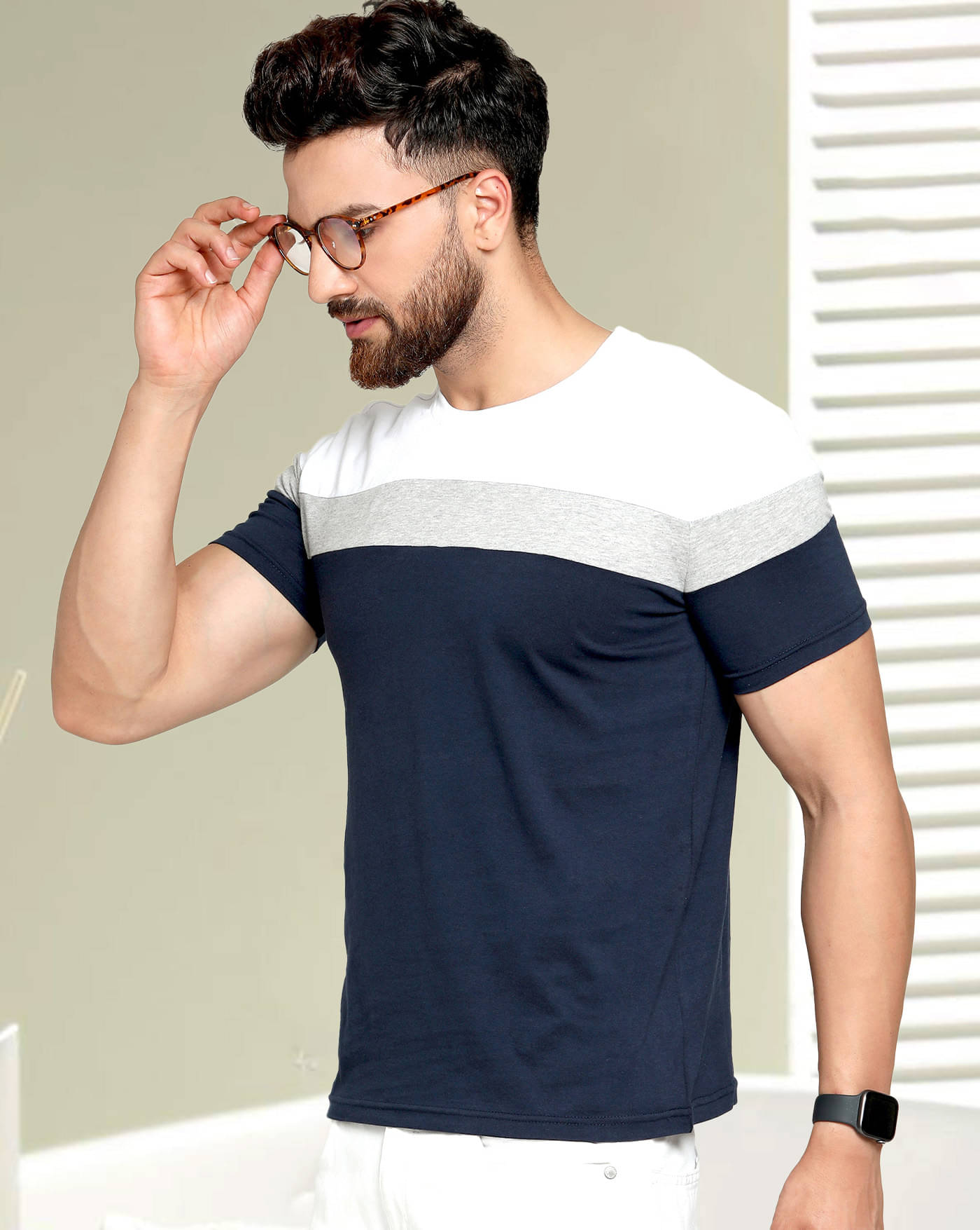 AOOSH Cotton Blend Regular Fit Colorblock Half Sleeves Men's Round T-Shirt - Blue ( Pack of 1 ) AOOSH Cotton Blend Regular Fit Colorblock Half Sleeves Men's Round T-Shirt - Blue ( Pack of 1 )