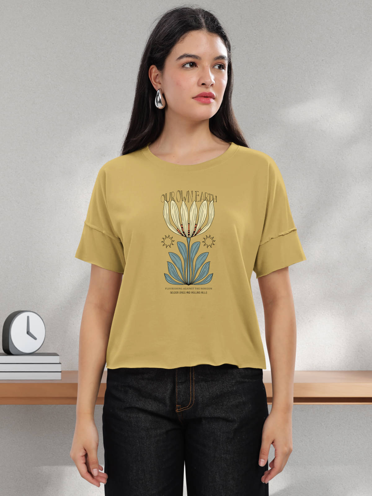     			HELLCAT Women Cotton Blend Printed Regular Fit Round Neck T-Shirt ( Mustard )