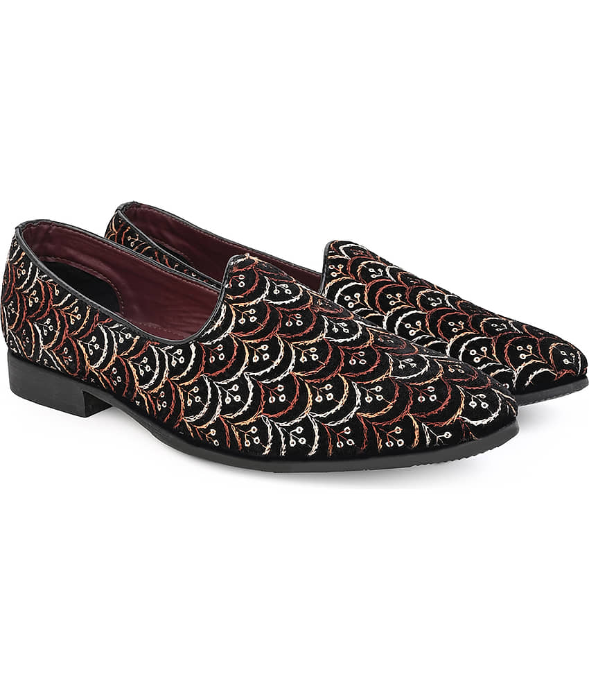 lues carlton Maroon Men's Jutti - Ethnic Shoes | Buy online on ZillyBuy