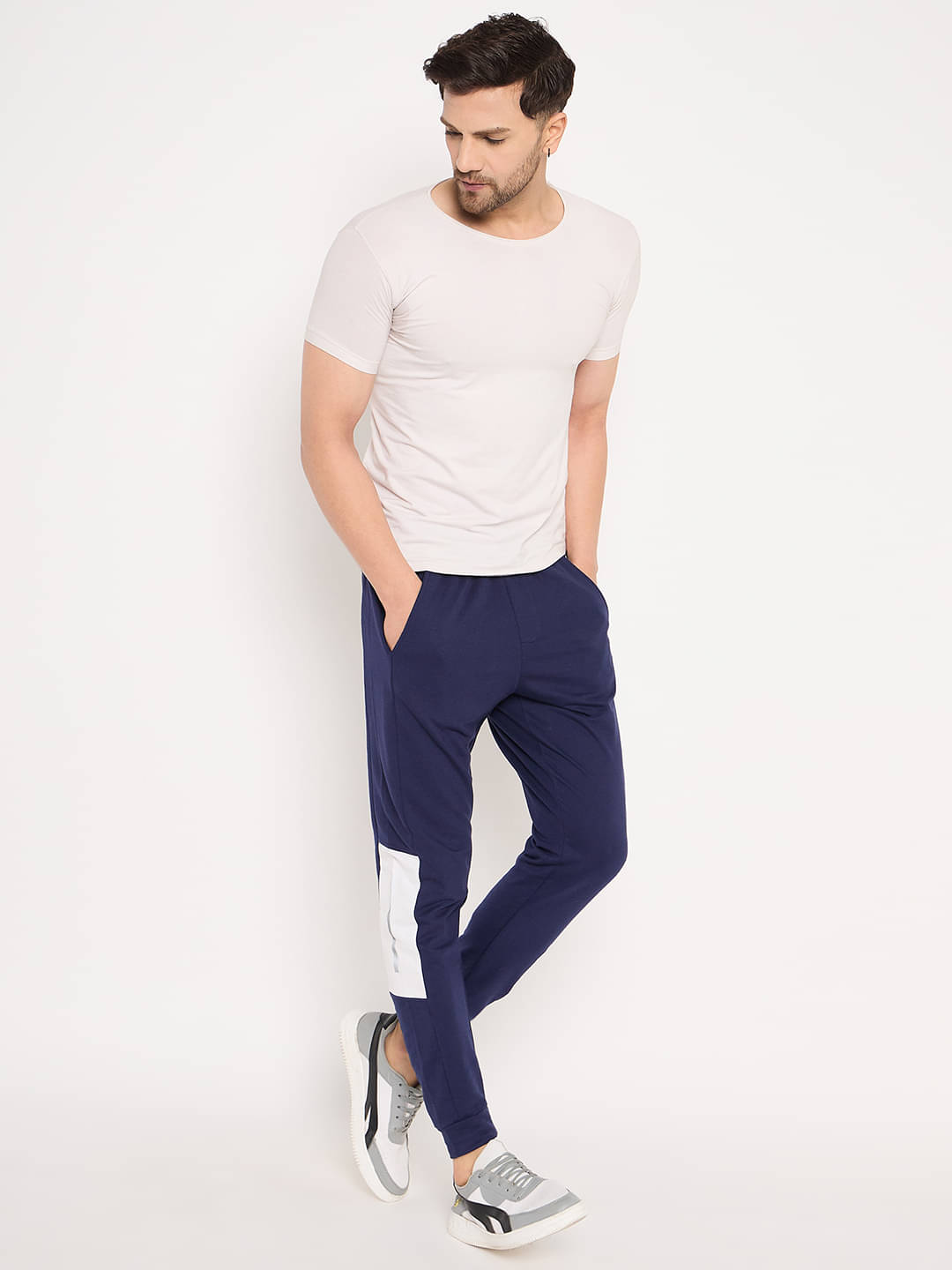 GET GOLF Navy Cotton Blend Men's Trackpants ( Pack of 1 )     			GET GOLF Navy Cotton Blend Men's Trackpants ( Pack of 1 )