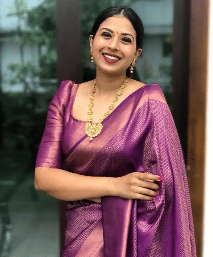 NENCY FASHIONS Banarasi Silk Woven Saree With Unstitched Blouse Piece ( Wine ) NENCY FASHIONS Banarasi Silk Woven Saree With Unstitched Blouse Piece ( Wine )