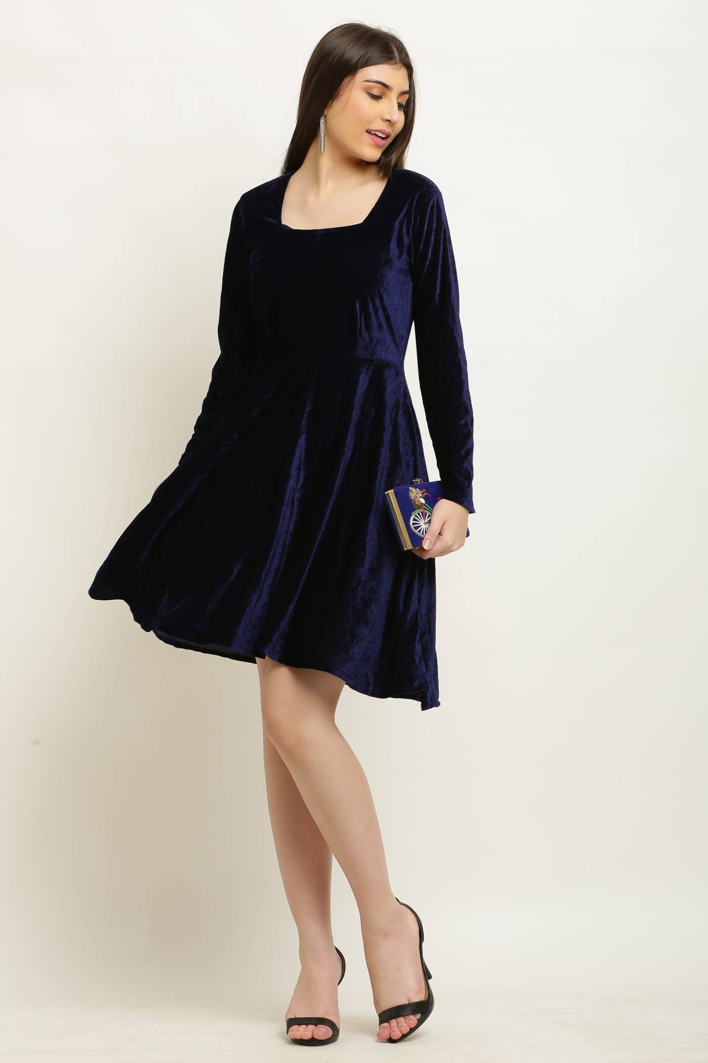     			TAMINA Velvet Solid Above Knee Women's Fit & Flare Dress - Navy ( Pack of 1 )