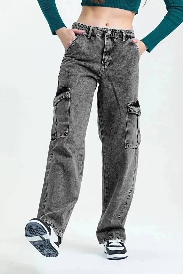     			WOOMNY - Dark Grey Denim Regular Fit Women's Jeans ( Pack of 1 )