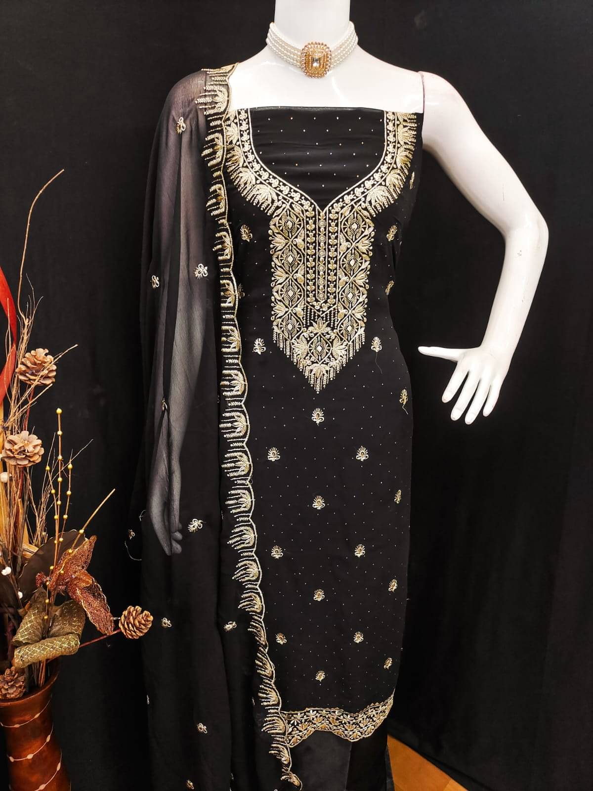 ALSHOP Unstitched Georgette Embellished Dress Material - Black ( Pack of 1 ) ALSHOP Unstitched Georgette Embellished Dress Material - Black ( Pack of 1 )