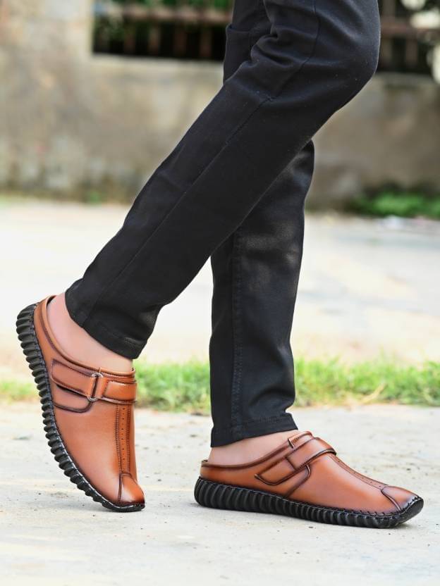     			Kastava Tan Men's Slip-on Shoes