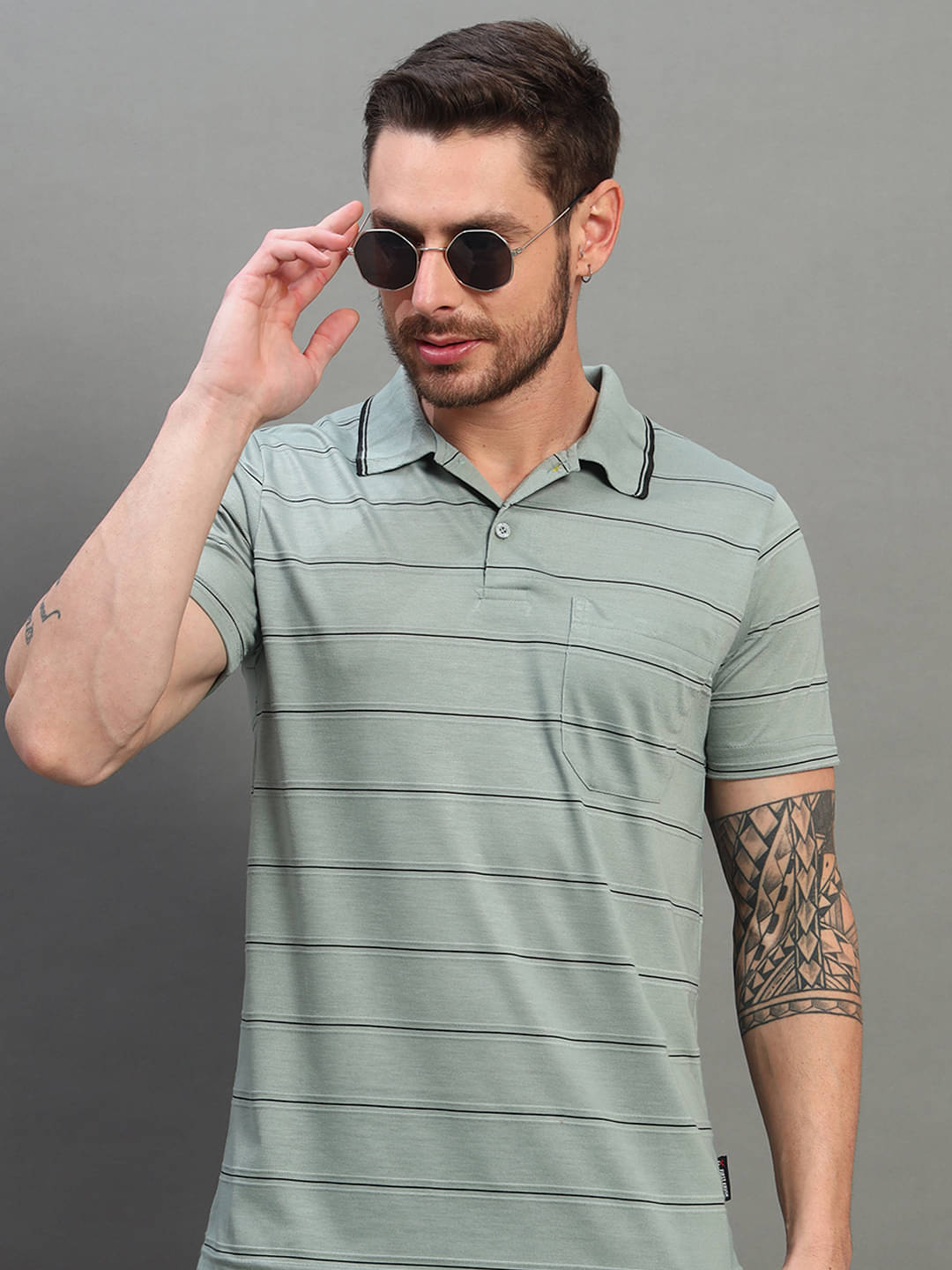     			Nuovo Pack of 1 Cotton Blend Regular Fit Striped Half Sleeves Men's Polo T Shirt ( Dark Green )