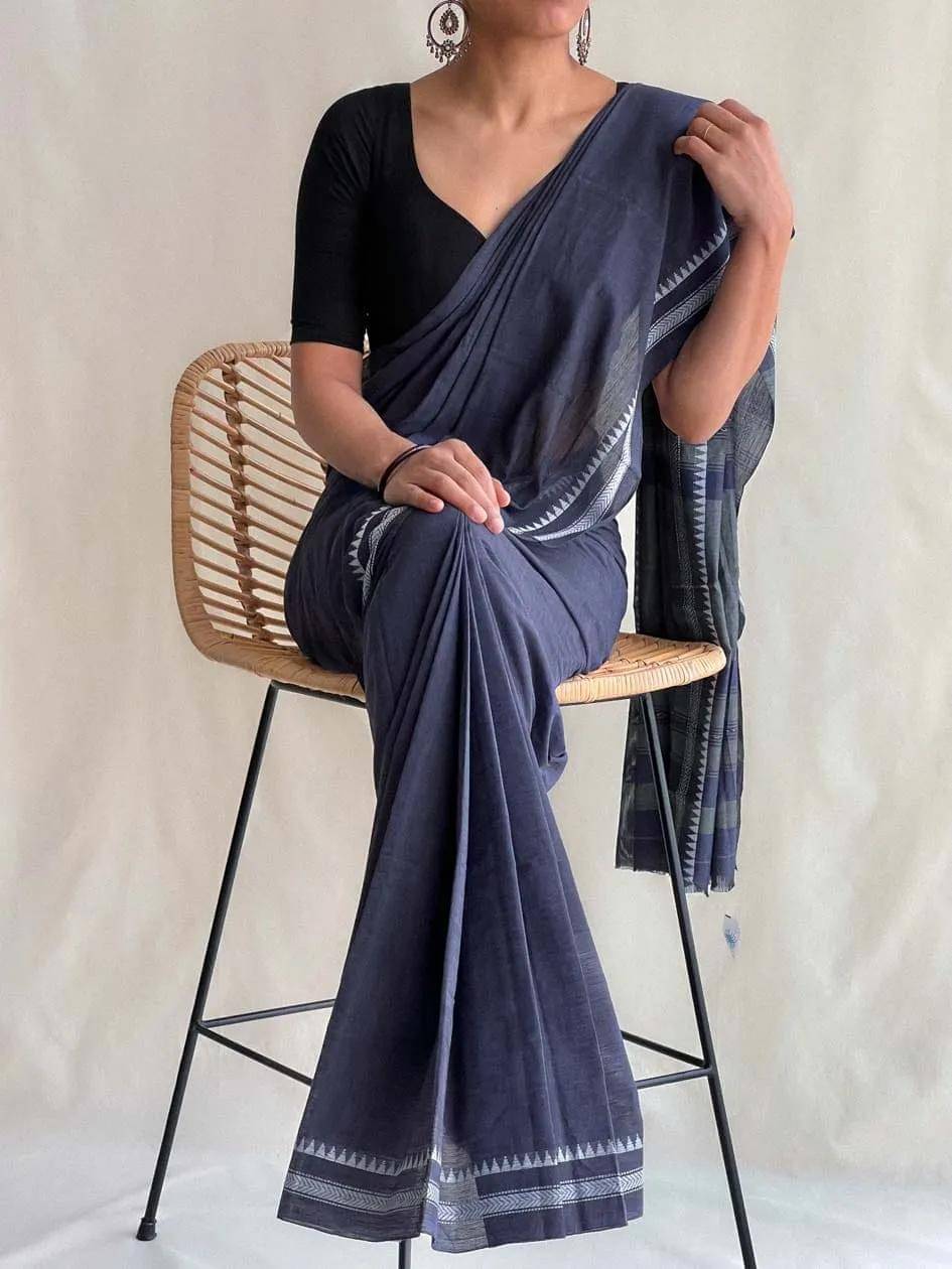     			SARADA HANDLOOM Cotton Solid Saree With Unstitched Blouse Piece ( Navy Blue )