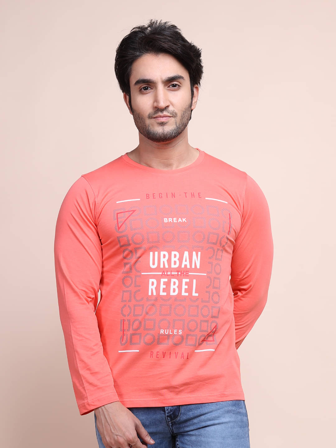 BERRYBLUES Cotton Blend Slim Fit Printed Full Sleeves Men's Round T-Shirt - Pink ( Pack of 1 ) BERRYBLUES Cotton Blend Slim Fit Printed Full Sleeves Men's Round T-Shirt - Pink ( Pack of 1 )