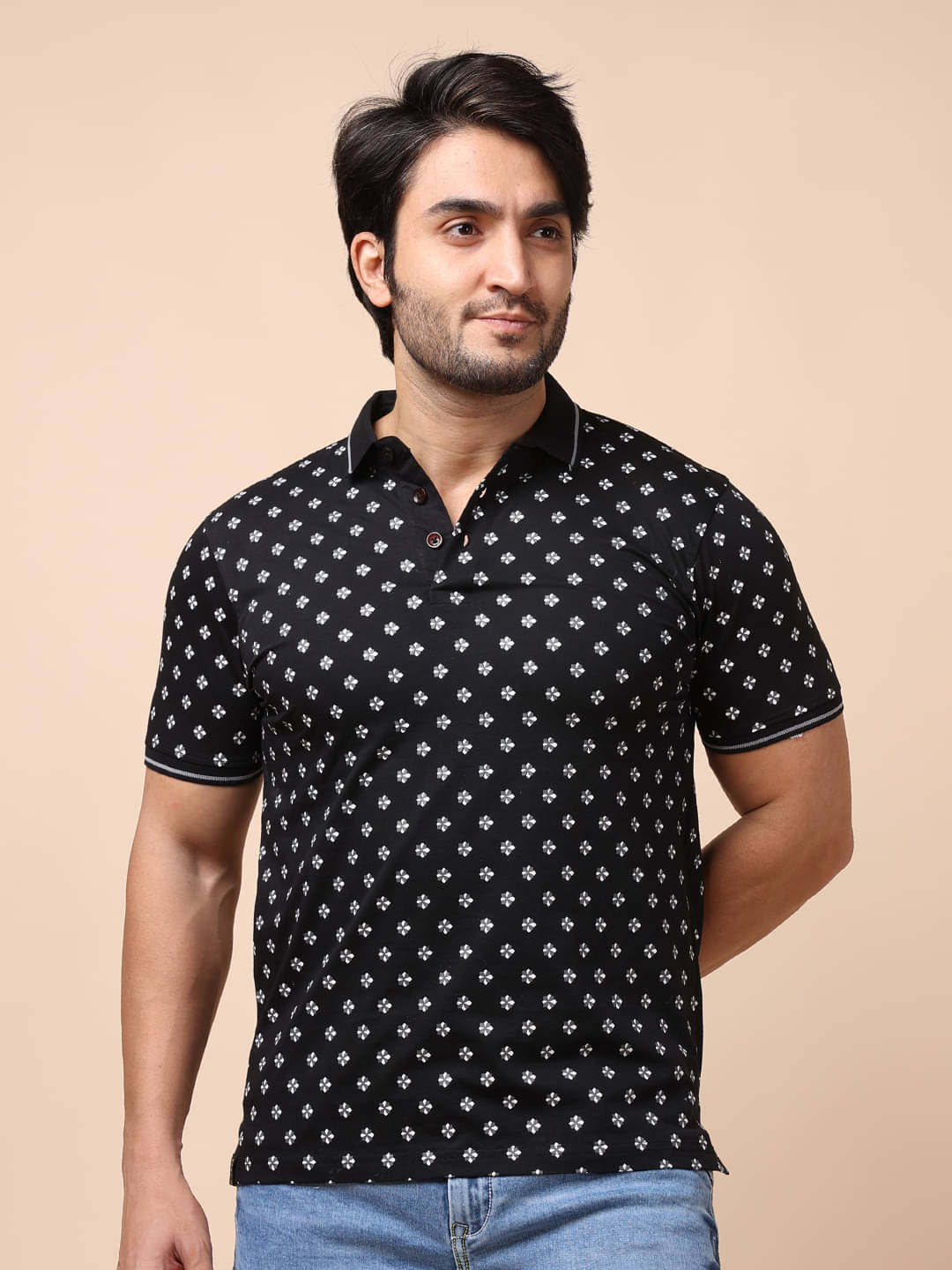     			BERRYBLUES Cotton Blend Regular Fit Printed Half Sleeves Men's V-Neck T-Shirt - Black ( Pack of 1 )