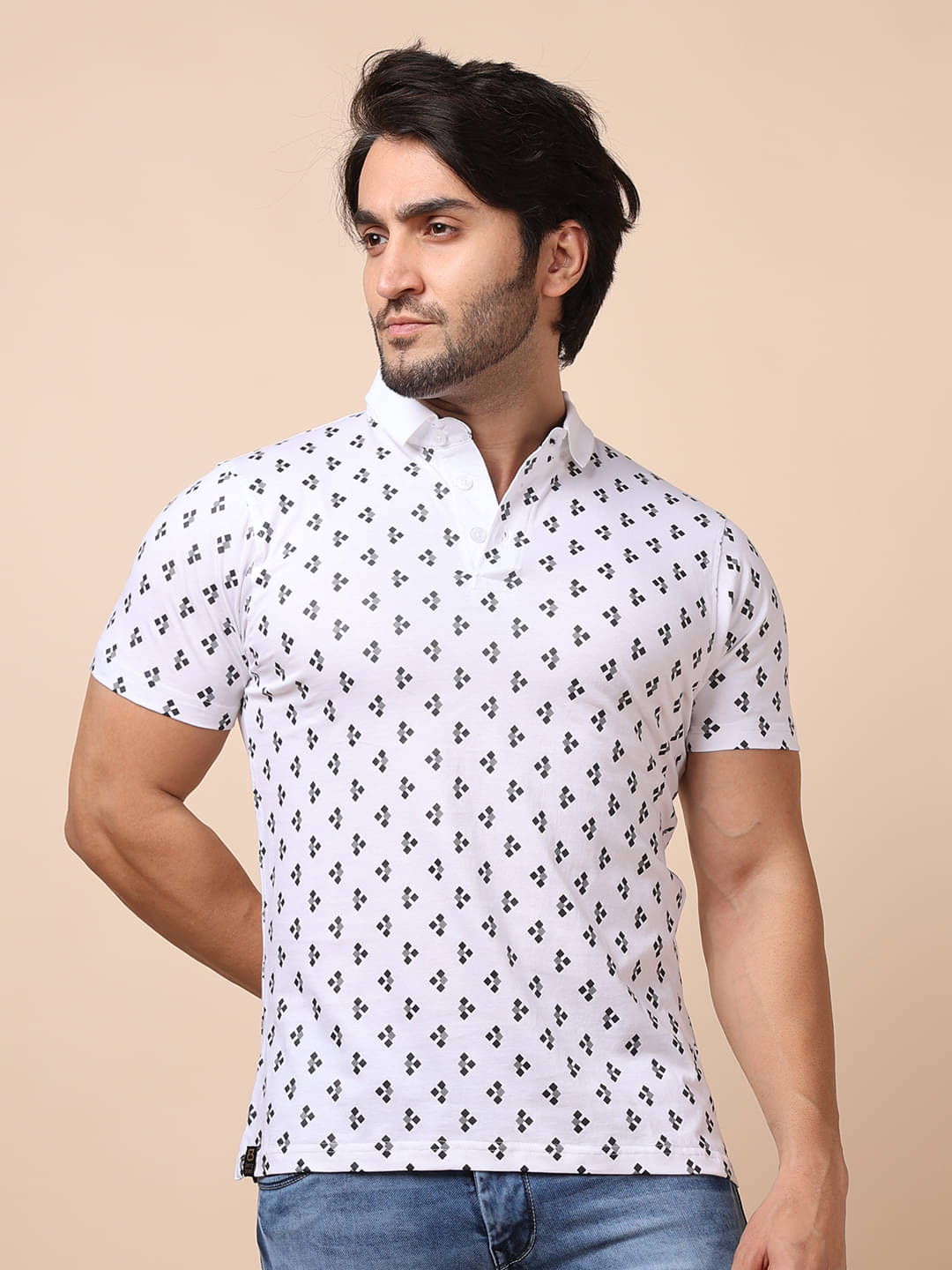     			BERRYBLUES Cotton Blend Regular Fit Printed Half Sleeves Men's V-Neck T-Shirt - White ( Pack of 1 )