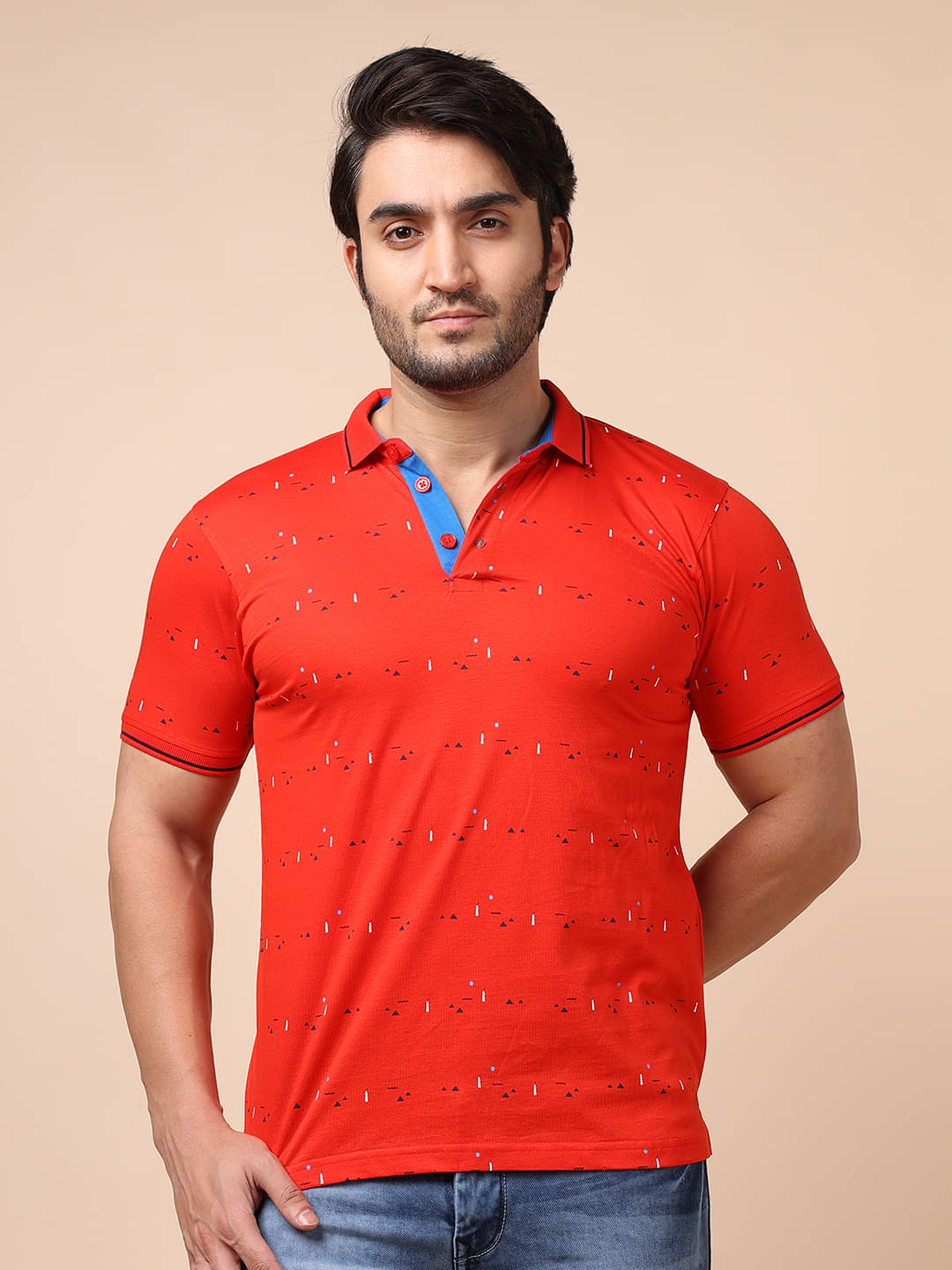 BERRYBLUES Cotton Blend Regular Fit Printed Half Sleeves Men's V-Neck T-Shirt - Red ( Pack of 1 ) BERRYBLUES Cotton Blend Regular Fit Printed Half Sleeves Men's V-Neck T-Shirt - Red ( Pack of 1 )