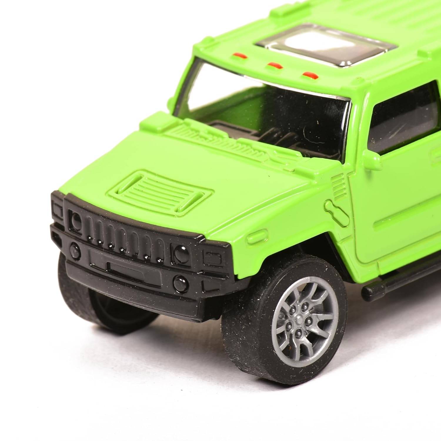     			Braintastic Motors7 Racing Jeep Model Diecast Metal Car, Pull Back Friction Super Simulation Model car for Kids,1:36 Scale (Green)