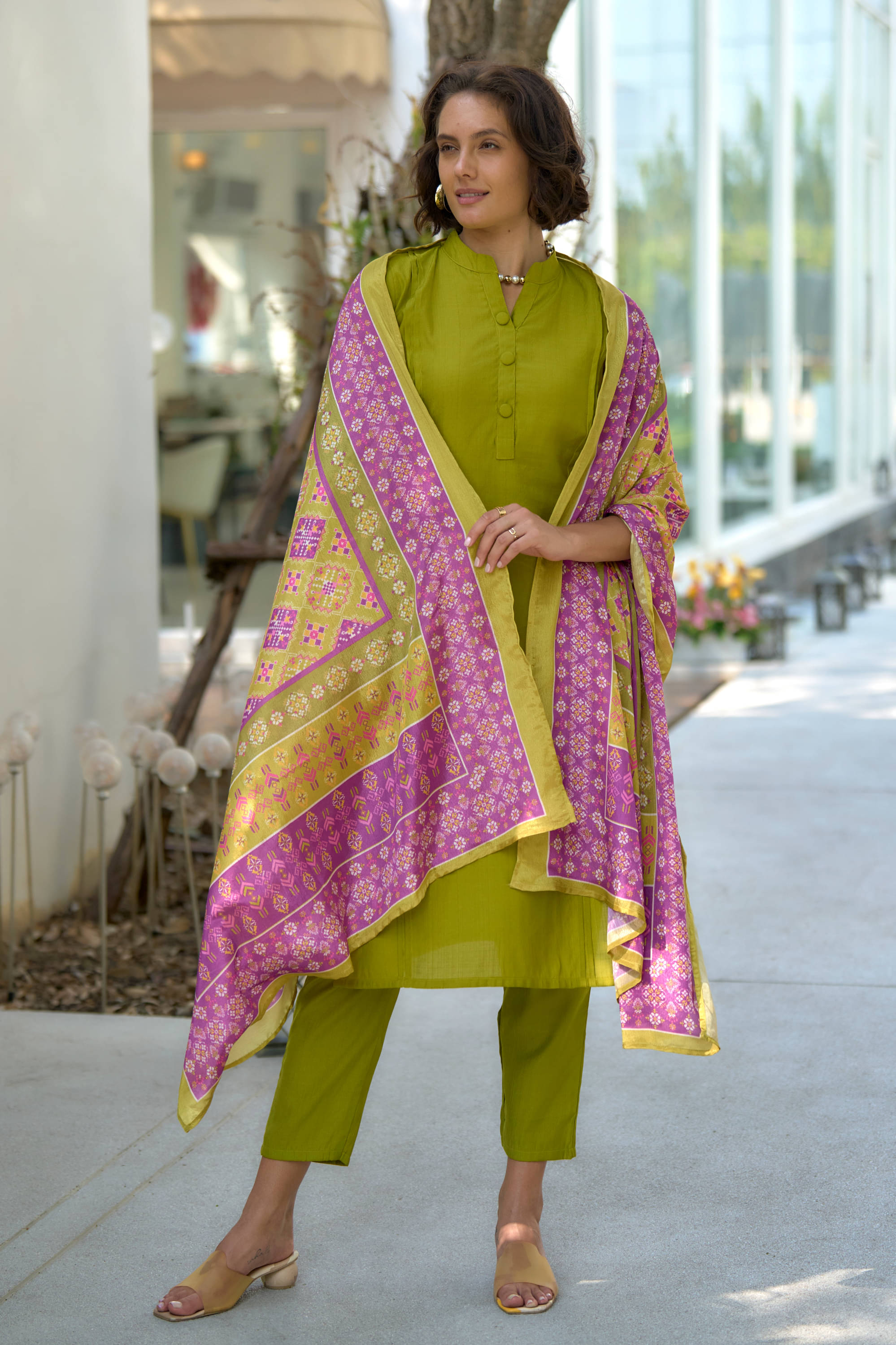 MOJILAA Silk Solid Kurti With Pants Women's Stitched Salwar Suit - Green ( Pack of 1 )     			MOJILAA Silk Solid Kurti With Pants Women's Stitched Salwar Suit - Green ( Pack of 1 )