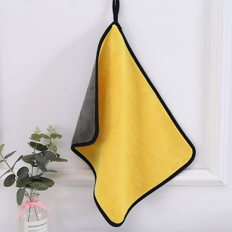     			Mockhe Yellow 600 GSM Microfiber Cloth For Automobile ( Pack of 3 )