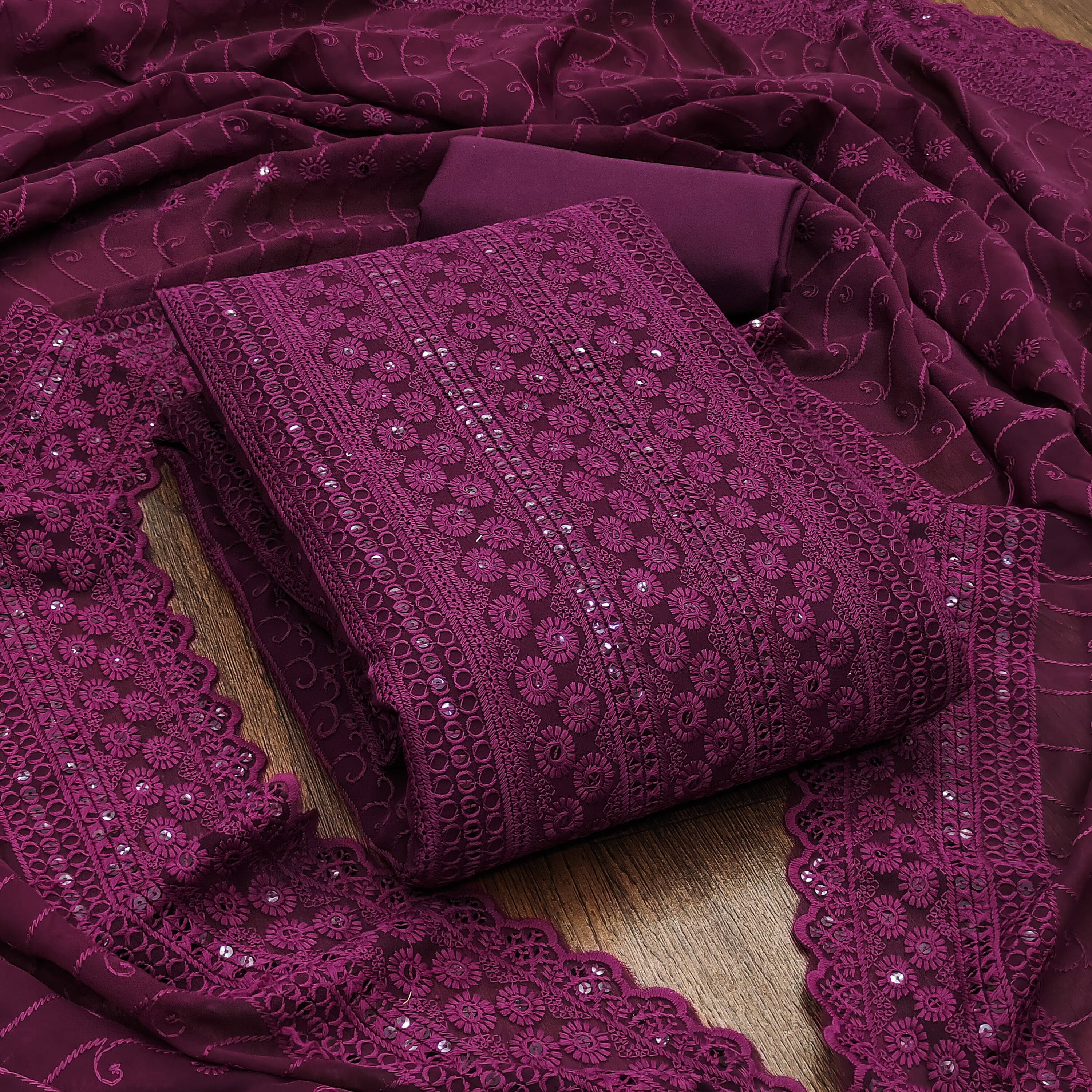     			Nayanthara Trends Unstitched Georgette Embroidered Dress Material - Purple ( Pack of 1 )