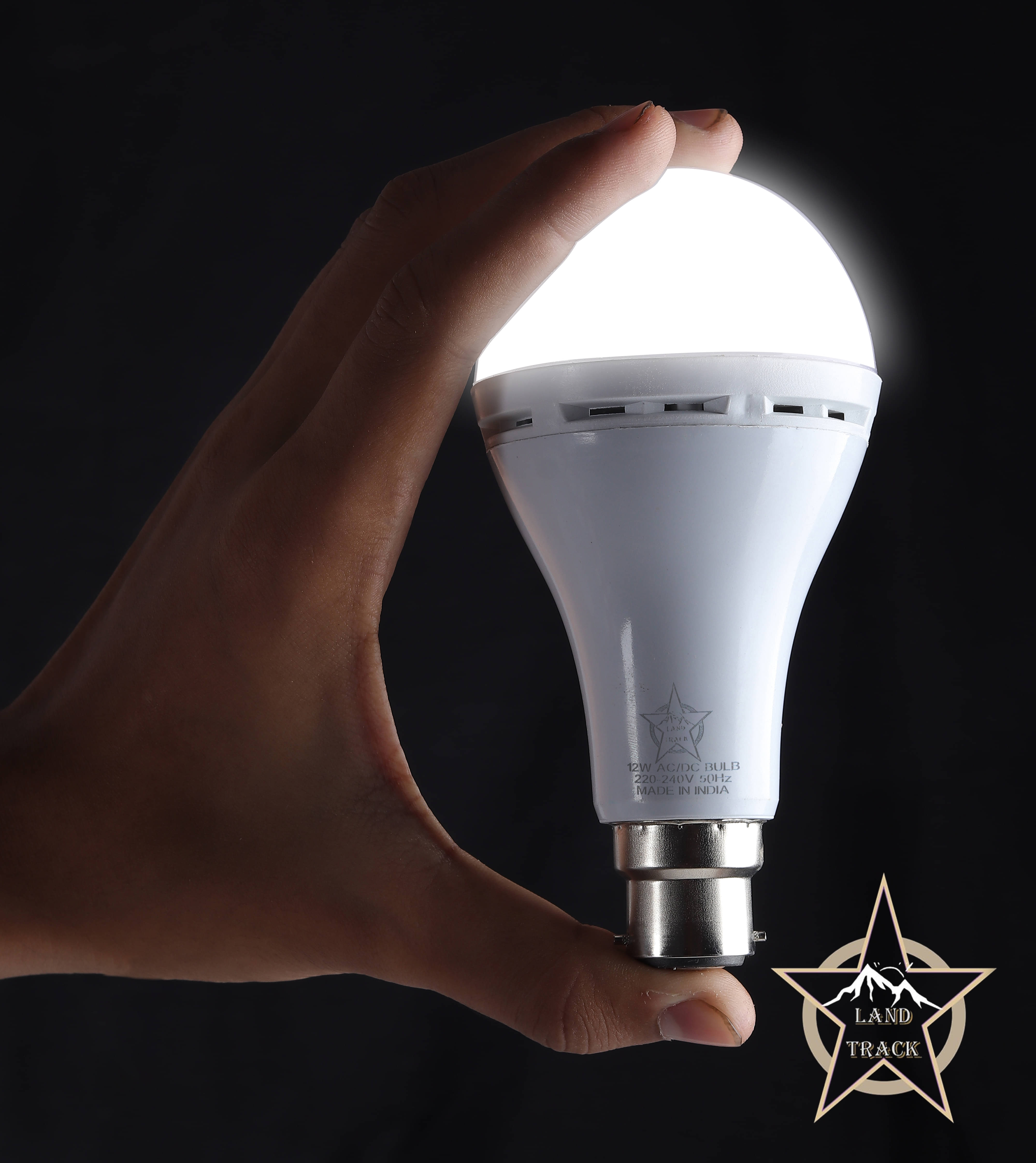     			SPARKWORLD 12W Cool Day Light Inverter Bulb ( Single Pack )