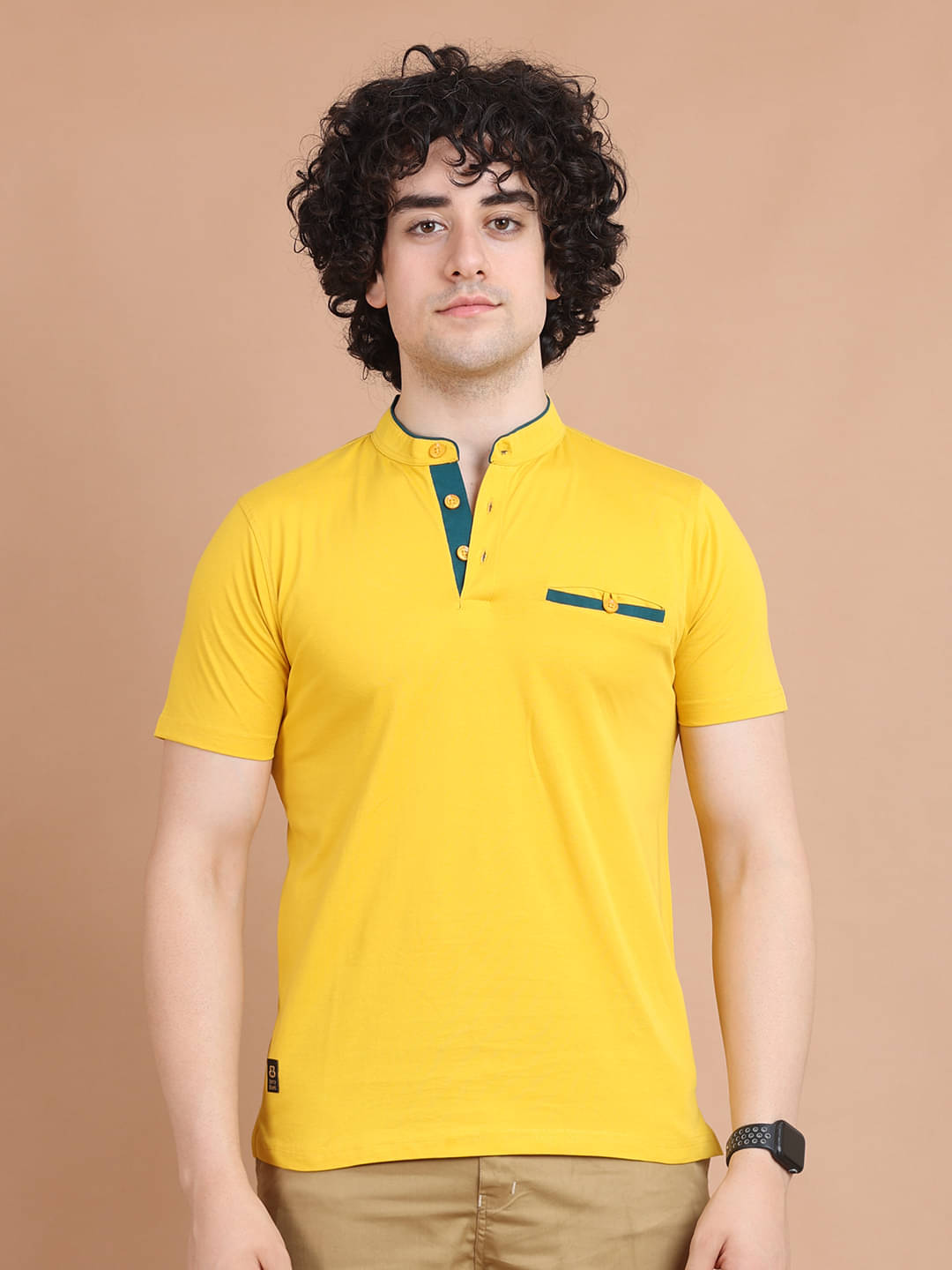     			BERRYBLUES 100% Cotton Regular Fit Solid Half Sleeves Men's Mandarin Collar T-Shirt - Yellow ( Pack of 1 )