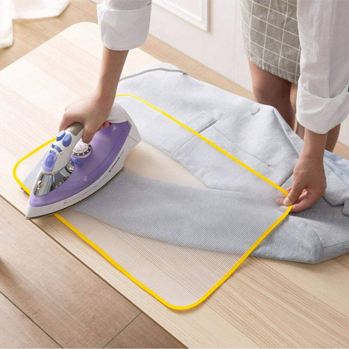 GEEO Protective Insulated Ironing Mesh for Clothes Delicate Garment Cloth Guard Home Press Mat Heat Resistant Reusable & Washable, Multicolours Standard GEEO Protective Insulated Ironing Mesh for Clothes Delicate Garment Cloth Guard Home Press Mat Heat Resistant Reusable & Washable, Multicolours Standard