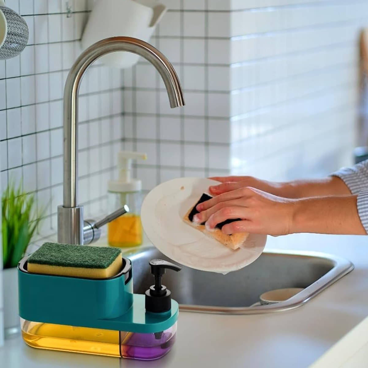     			GEEO - Soap Dispenser 19.5X10.25X9