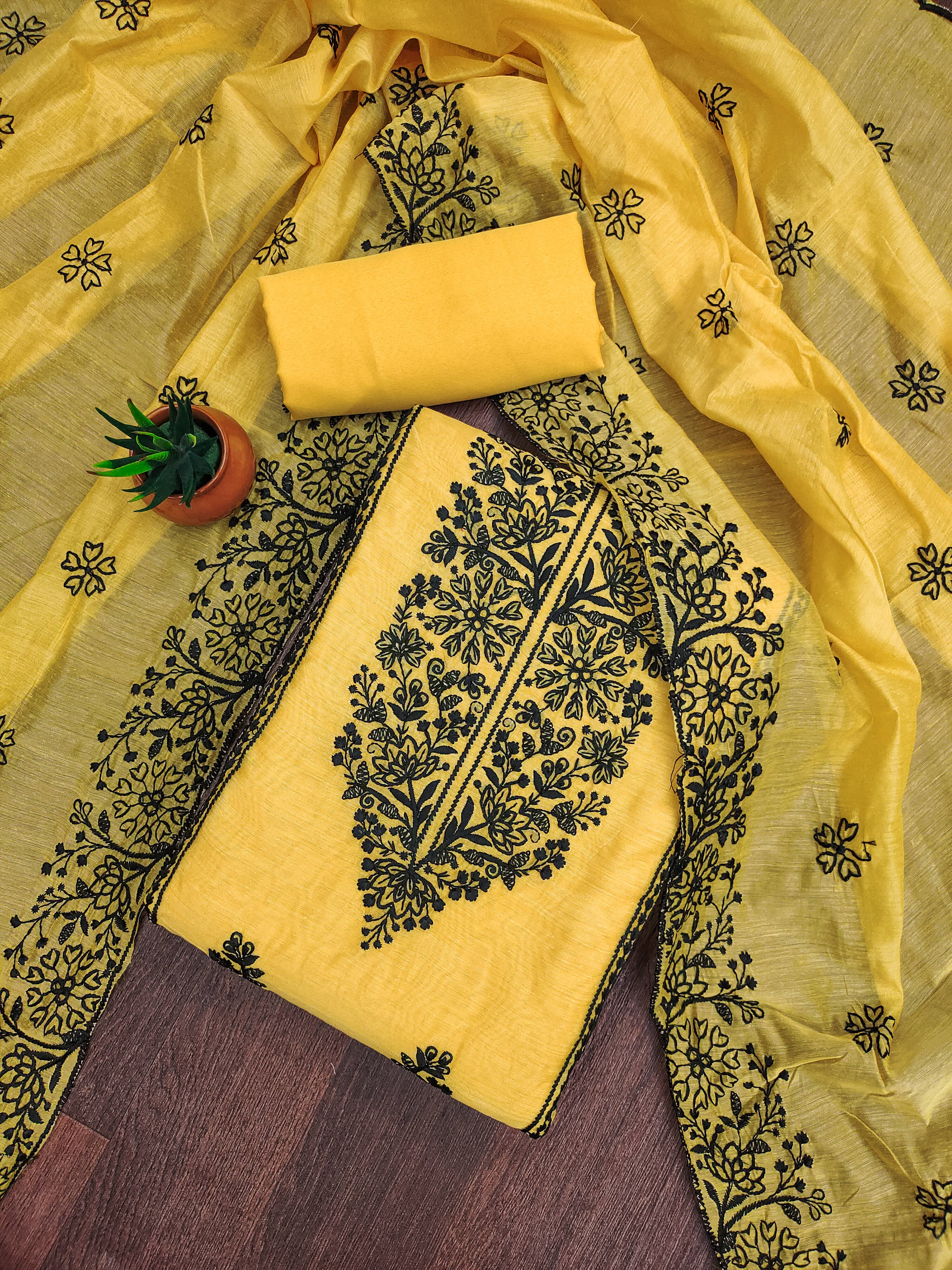     			Nayanthara Trends Unstitched Chanderi Embroidered Dress Material - Yellow ( Pack of 1 )