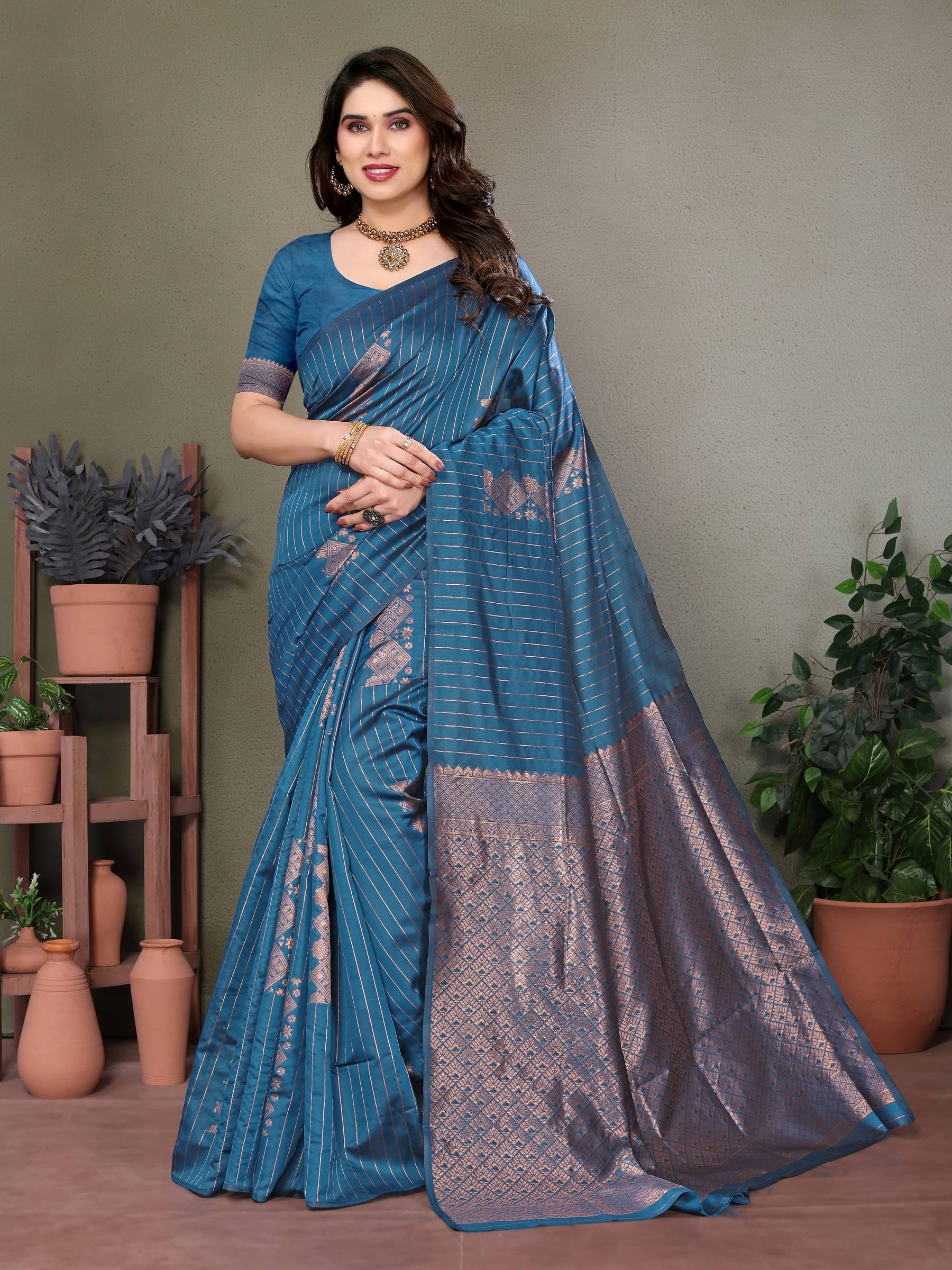     			VEDANT VASTRAM Art Silk Self Design Saree With Unstitched Blouse Piece ( Rama )