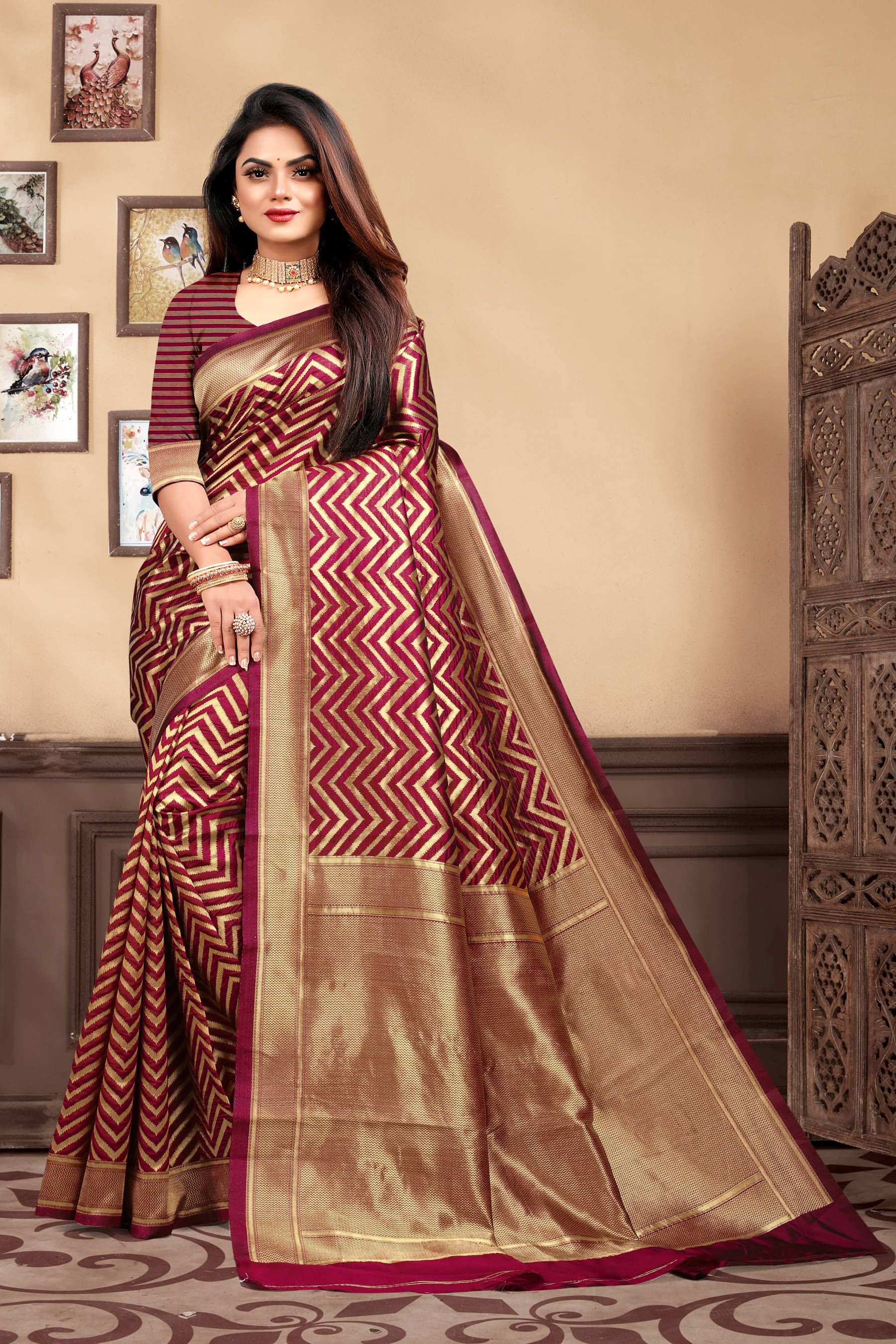 VEDANT VASTRAM Art Silk Woven Saree With Unstitched Blouse Piece ( Maroon ) VEDANT VASTRAM Art Silk Woven Saree With Unstitched Blouse Piece ( Maroon )