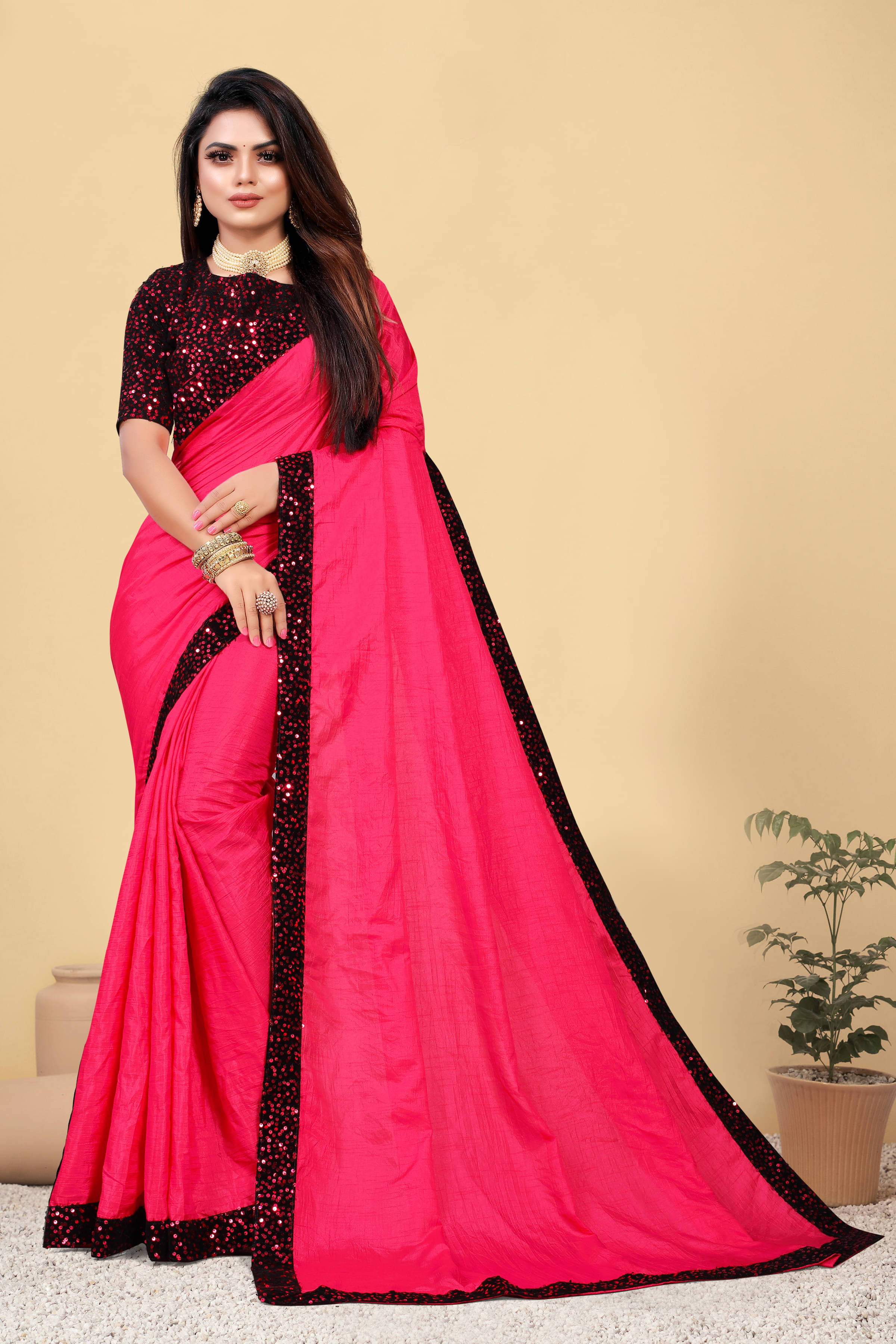 VEDANT VASTRAM Silk Blend Embroidered Saree With Unstitched Blouse Piece ( Pink ) VEDANT VASTRAM Silk Blend Embroidered Saree With Unstitched Blouse Piece ( Pink )