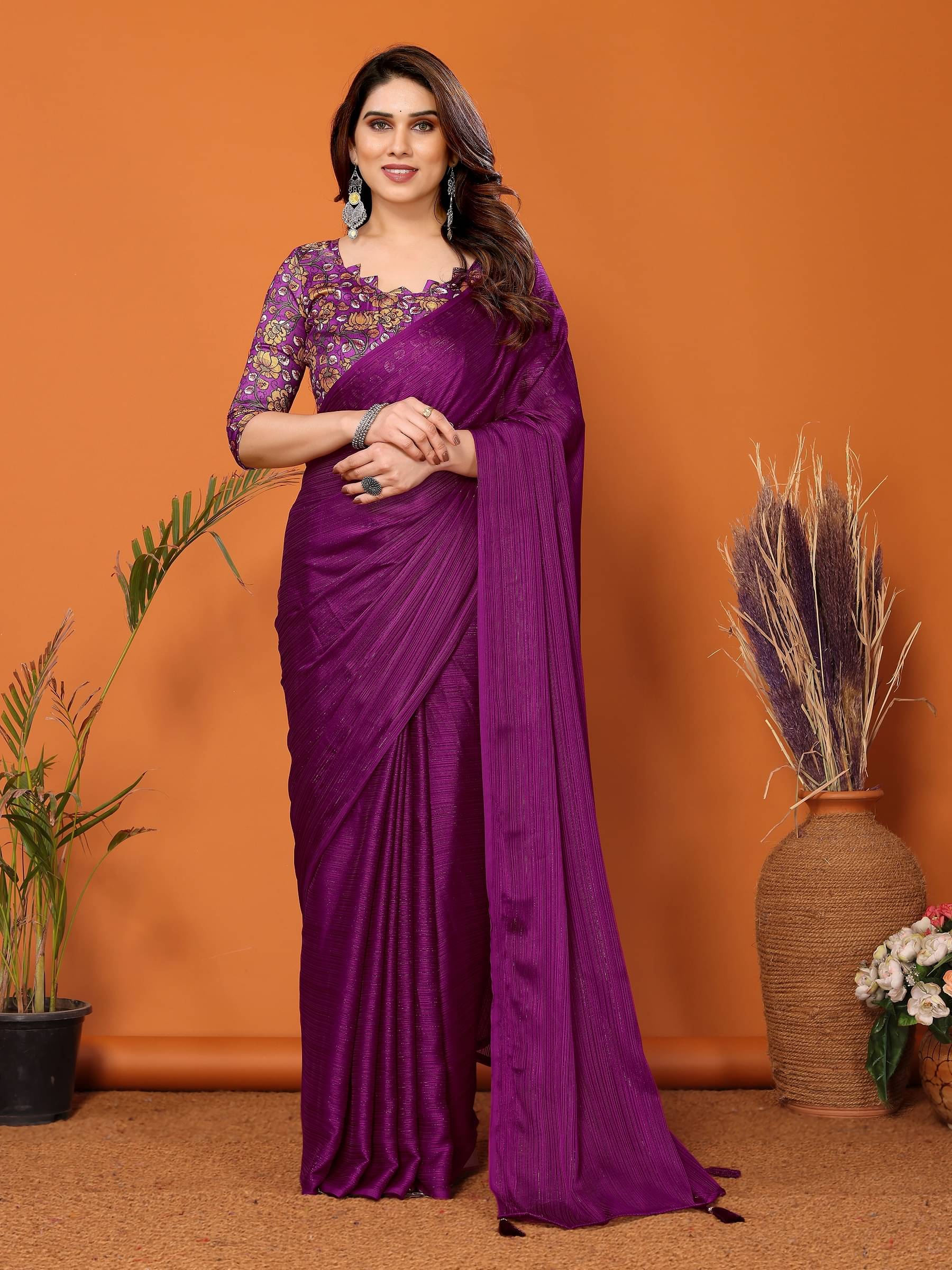 VEDANT VASTRAM Silk Blend Self Design Saree With Unstitched Blouse Piece ( Magenta ) VEDANT VASTRAM Silk Blend Self Design Saree With Unstitched Blouse Piece ( Magenta )