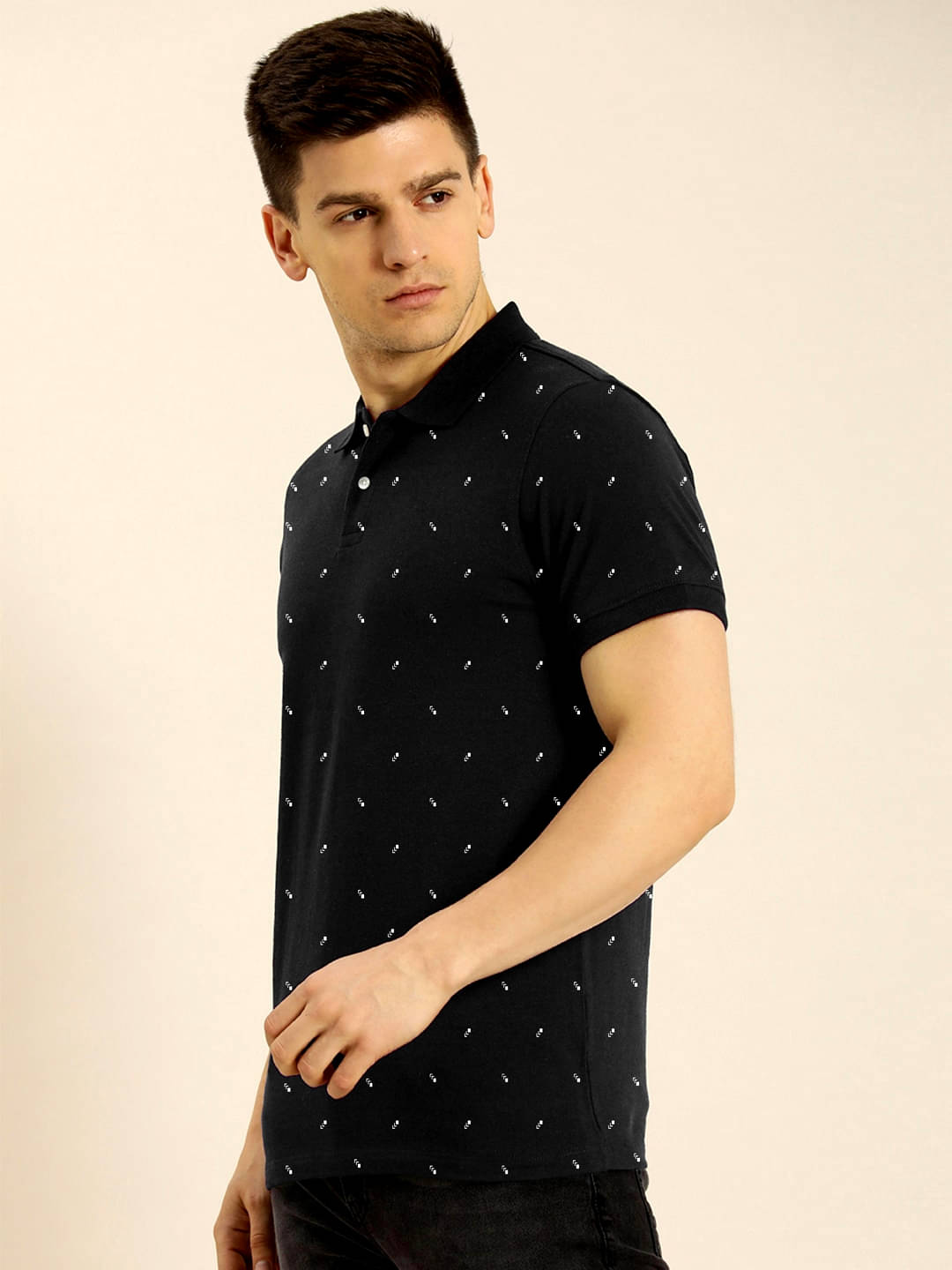 AIN6 Pack of 1 Cotton Blend Regular Fit Printed Half Sleeves Men's Polo T Shirt ( Black )     			AIN6 Pack of 1 Cotton Blend Regular Fit Printed Half Sleeves Men's Polo T Shirt ( Black )