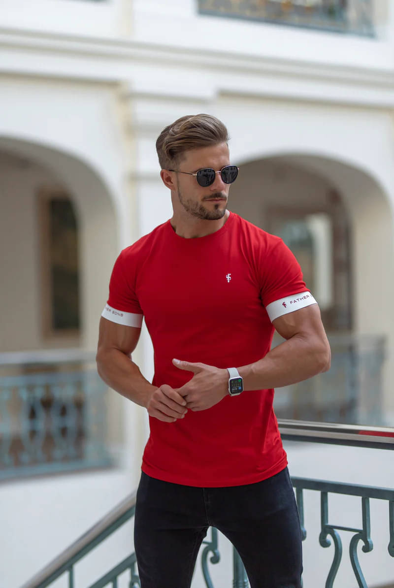     			Garimaknitwear Cotton Blend Regular Fit Solid Half Sleeves Men's Round T-Shirt - Red ( Pack of 1 )
