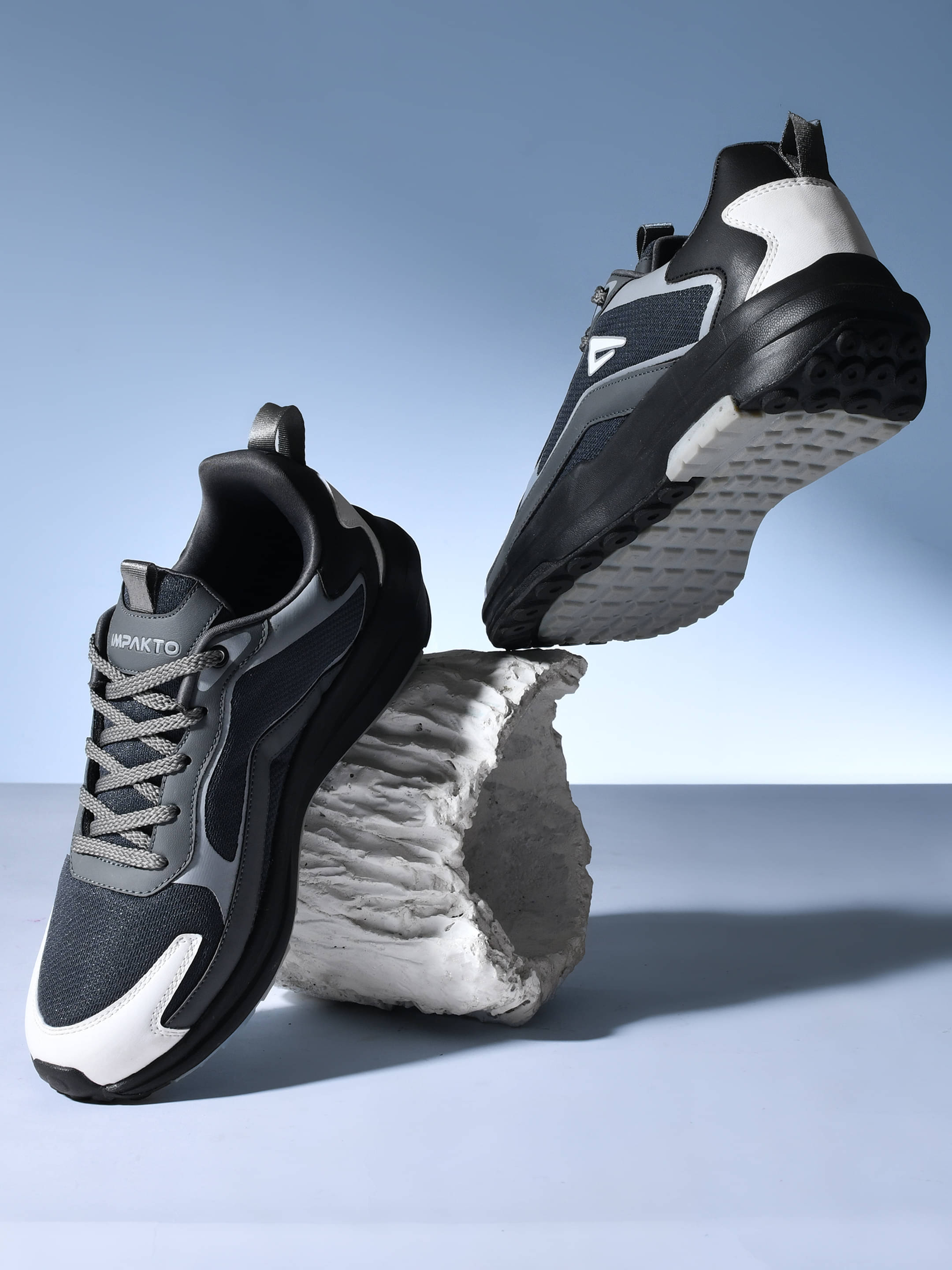     			Impakto MaxCore Grey Men's Sneakers