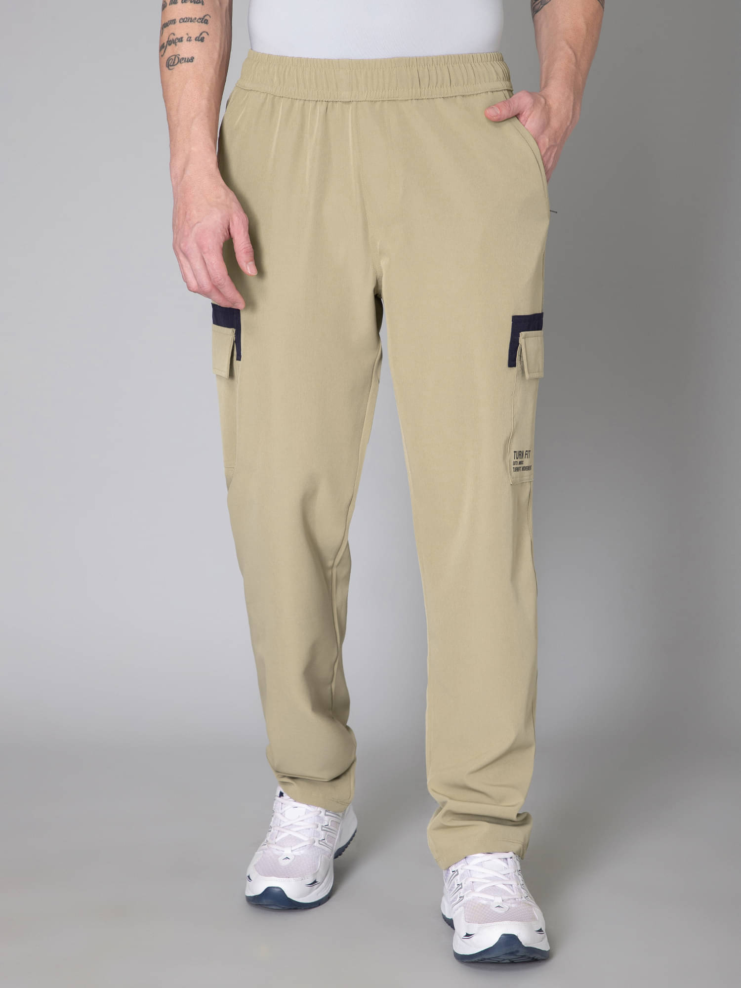     			Turnfit Regular Flat Men's Cargos - Beige ( Pack of 1 )